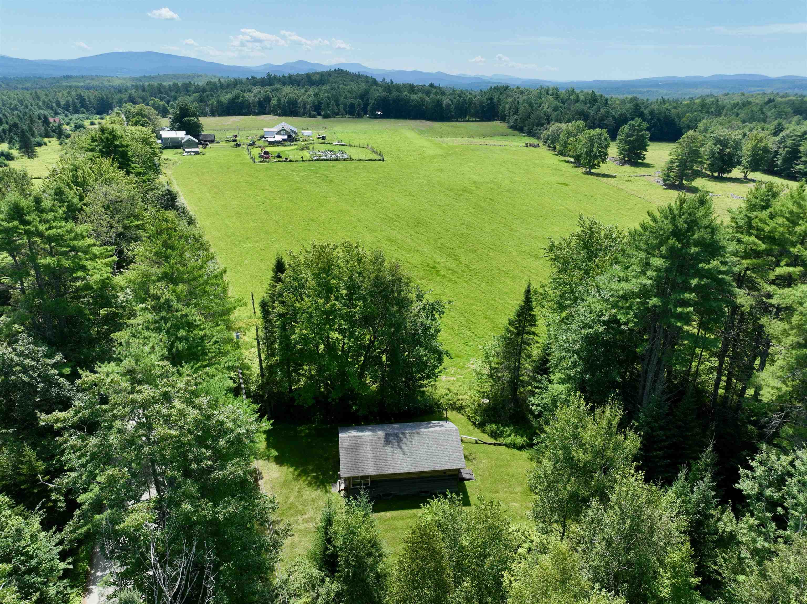 843 Perini Road Property Photo 4