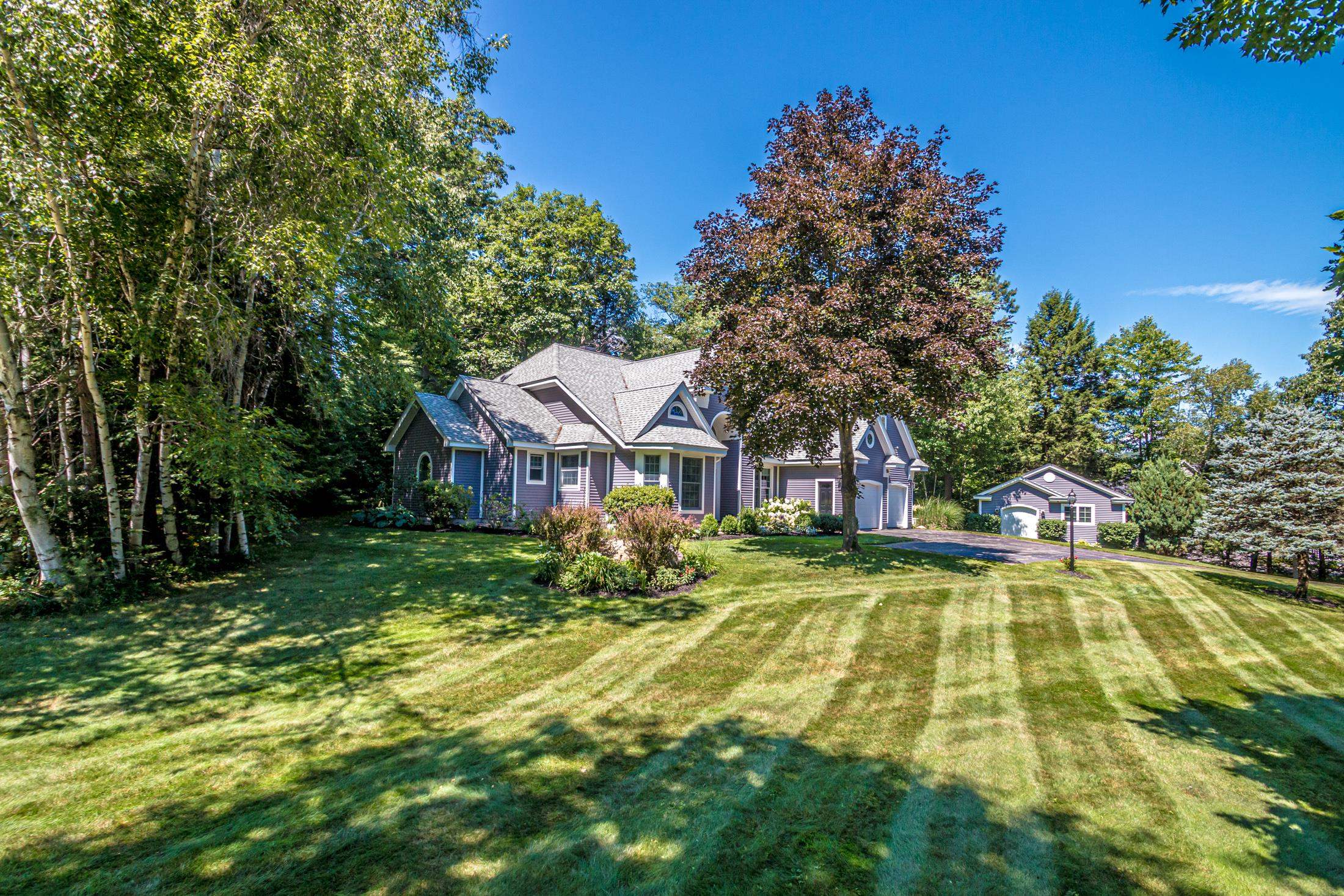 55 Carleton Way Property Photo 3