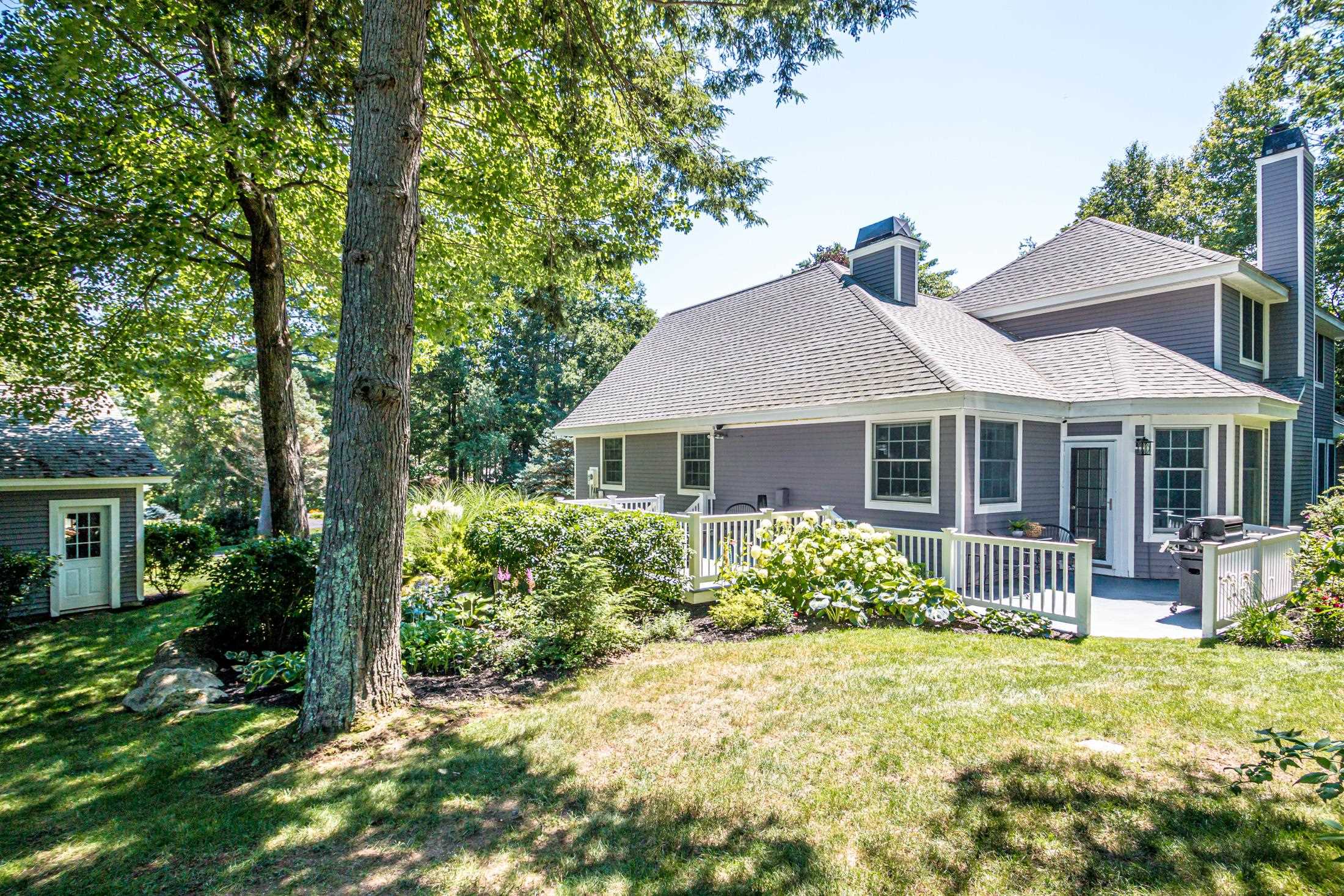 55 Carleton Way Property Photo 4