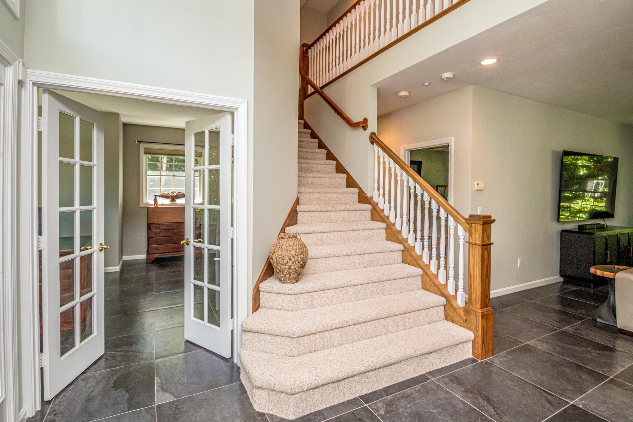 55 Carleton Way Property Photo 13