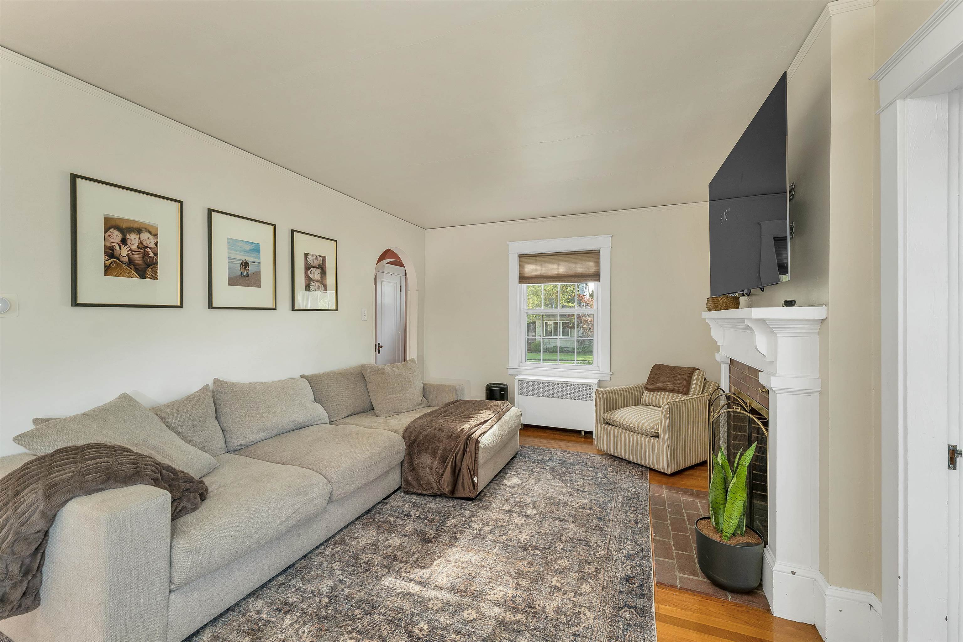 183 Mount Vernon Street Property Photo 4