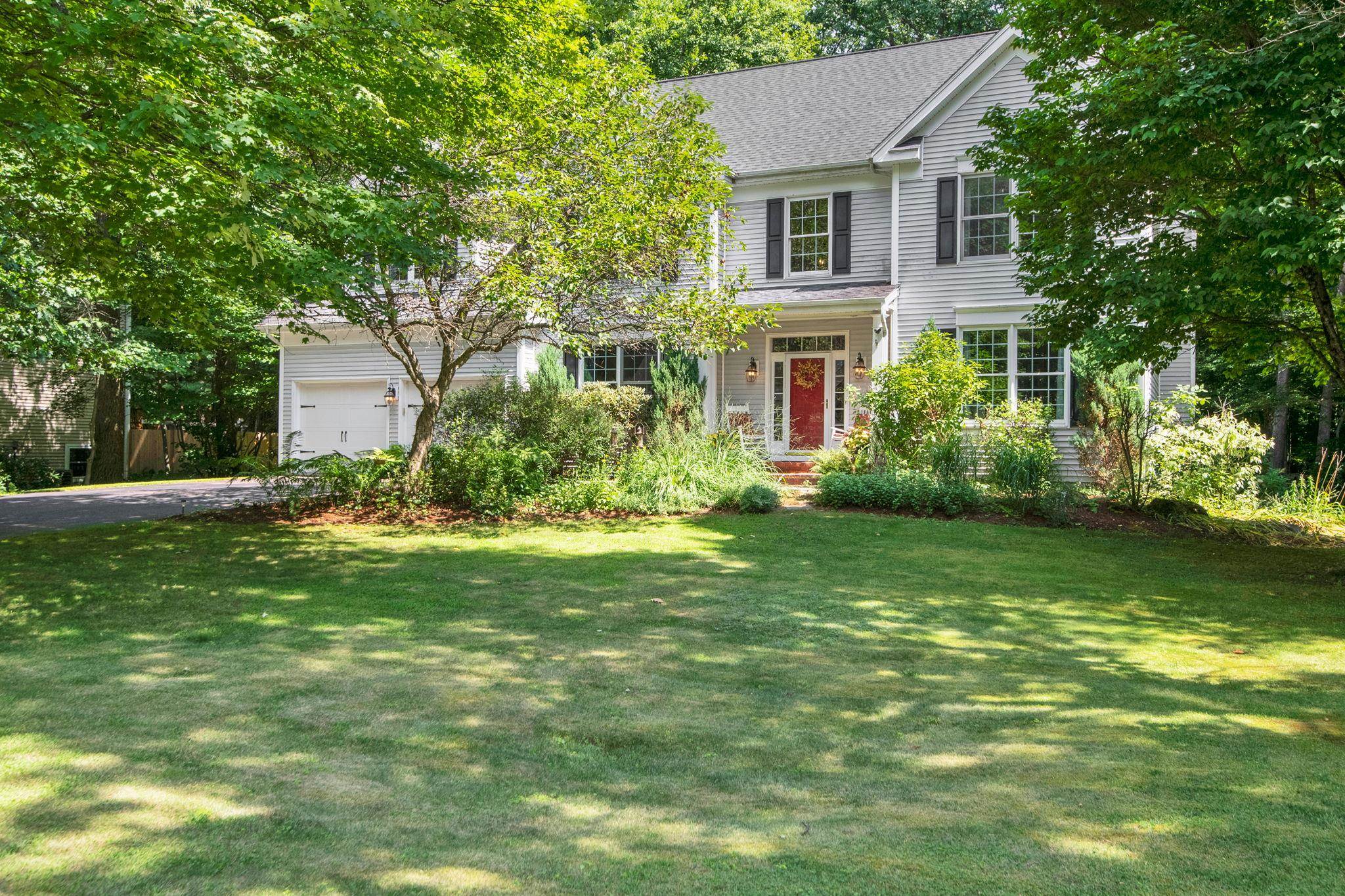 61 Sydney Drive Property Photo 1