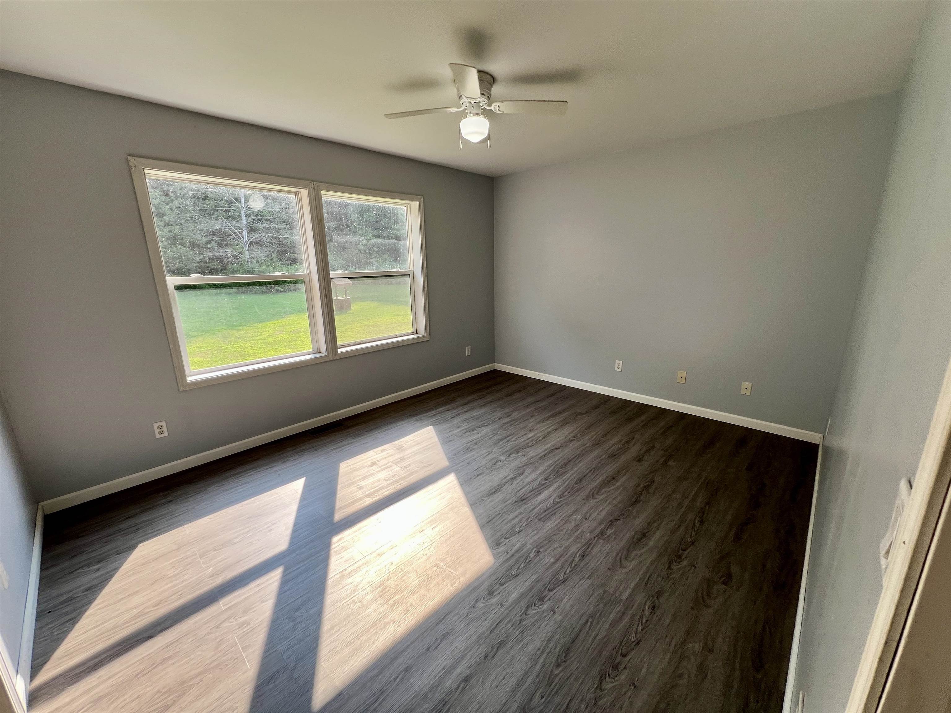 170 River Road Property Photo 3