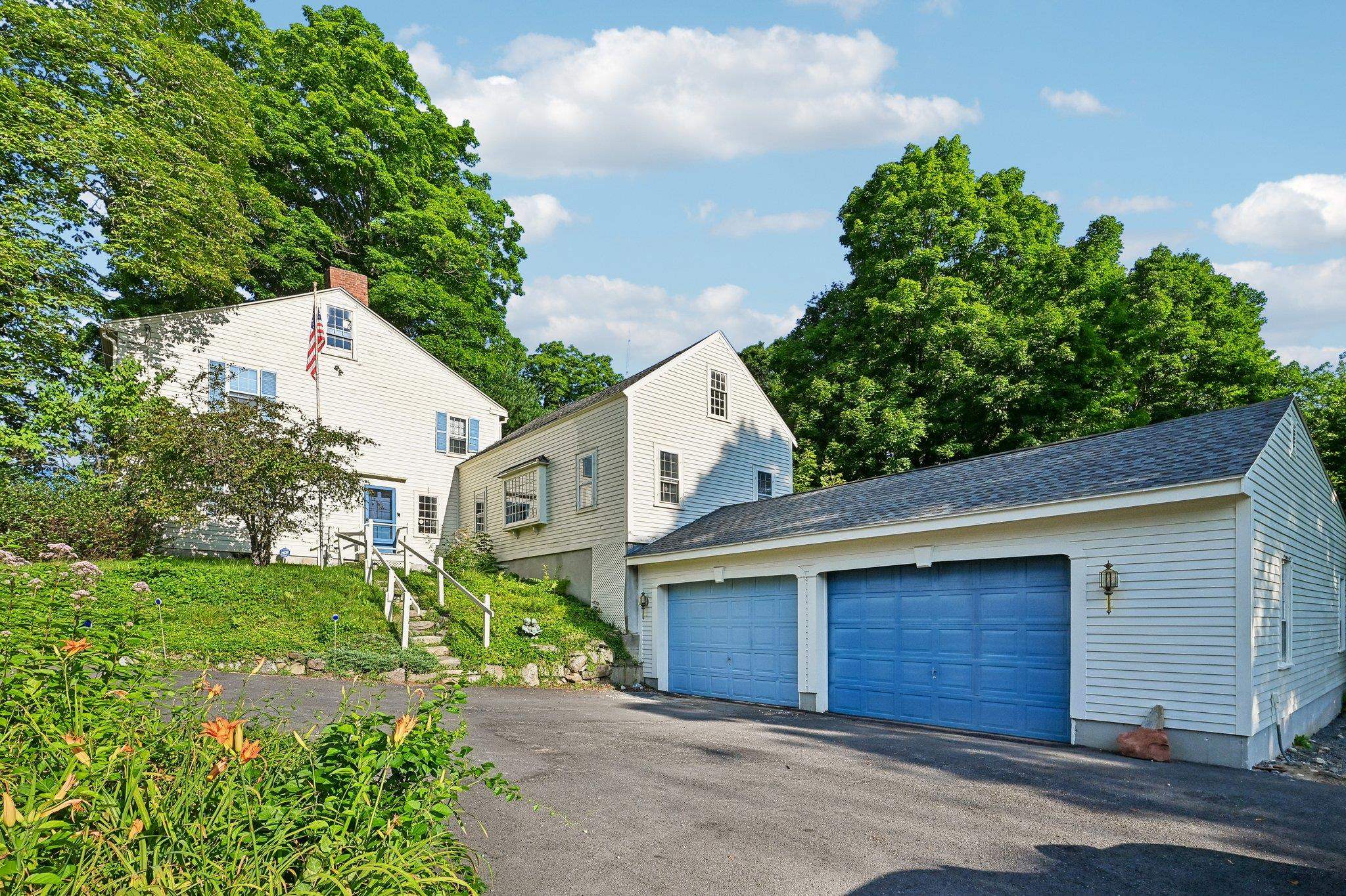 9 Academy Avenue Property Photo 1