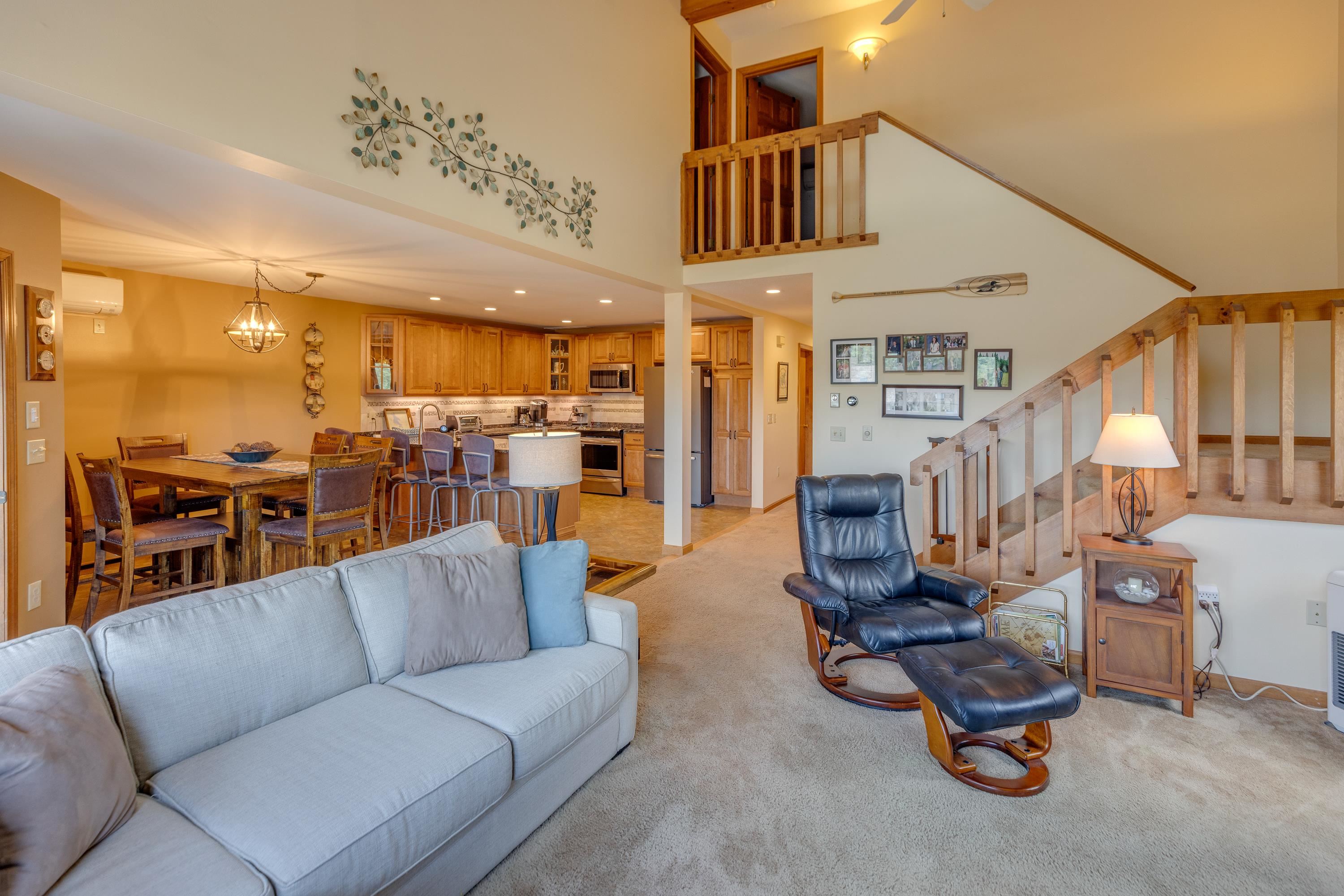21 Woodbury Drive Property Photo 10