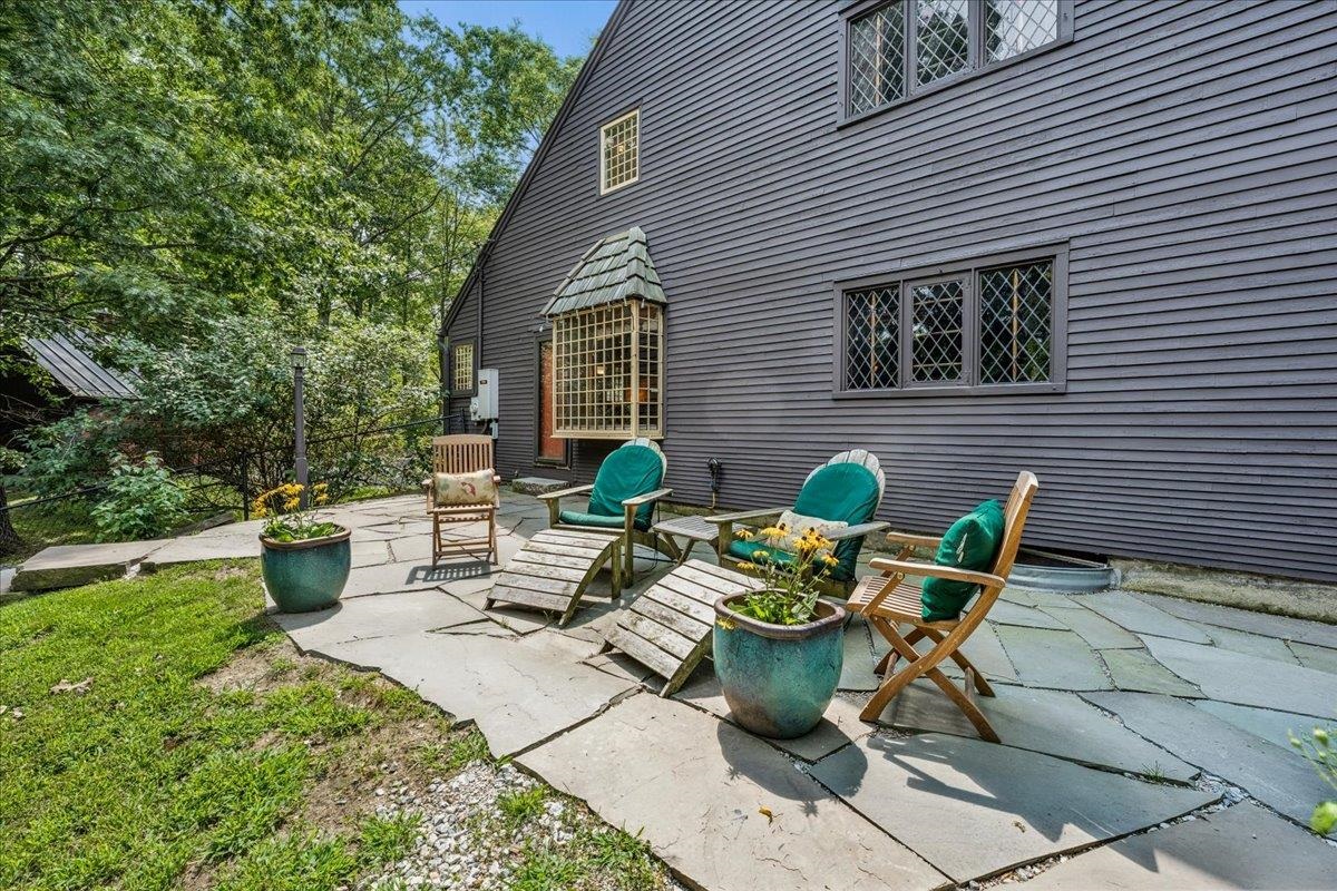 14 Walnut Hill Road Property Photo 9