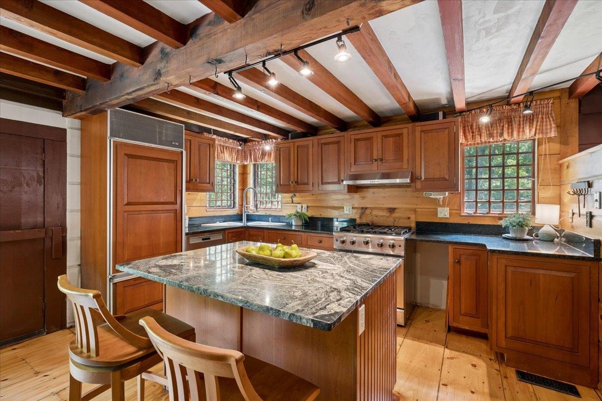 14 Walnut Hill Road Property Photo 15