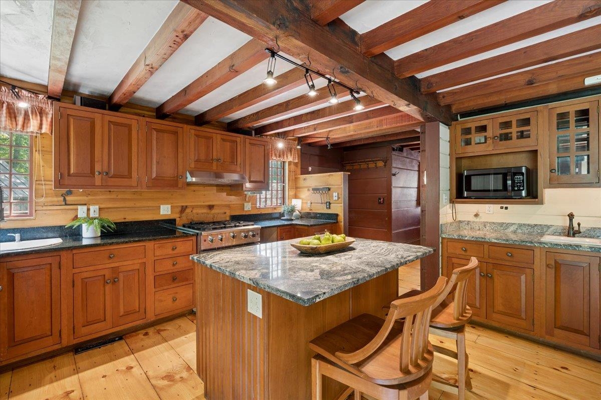 14 Walnut Hill Road Property Photo 16