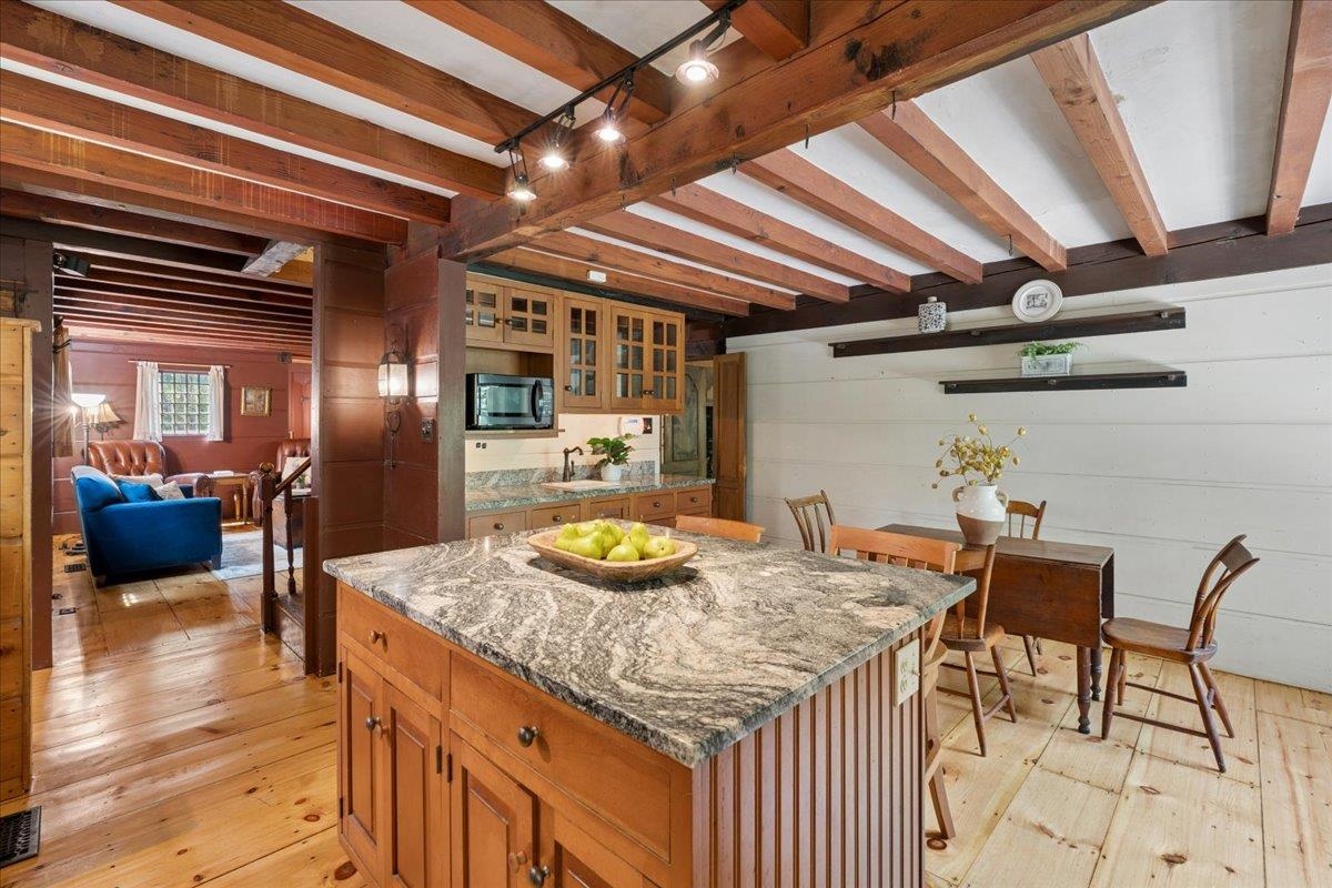 14 Walnut Hill Road Property Photo 17