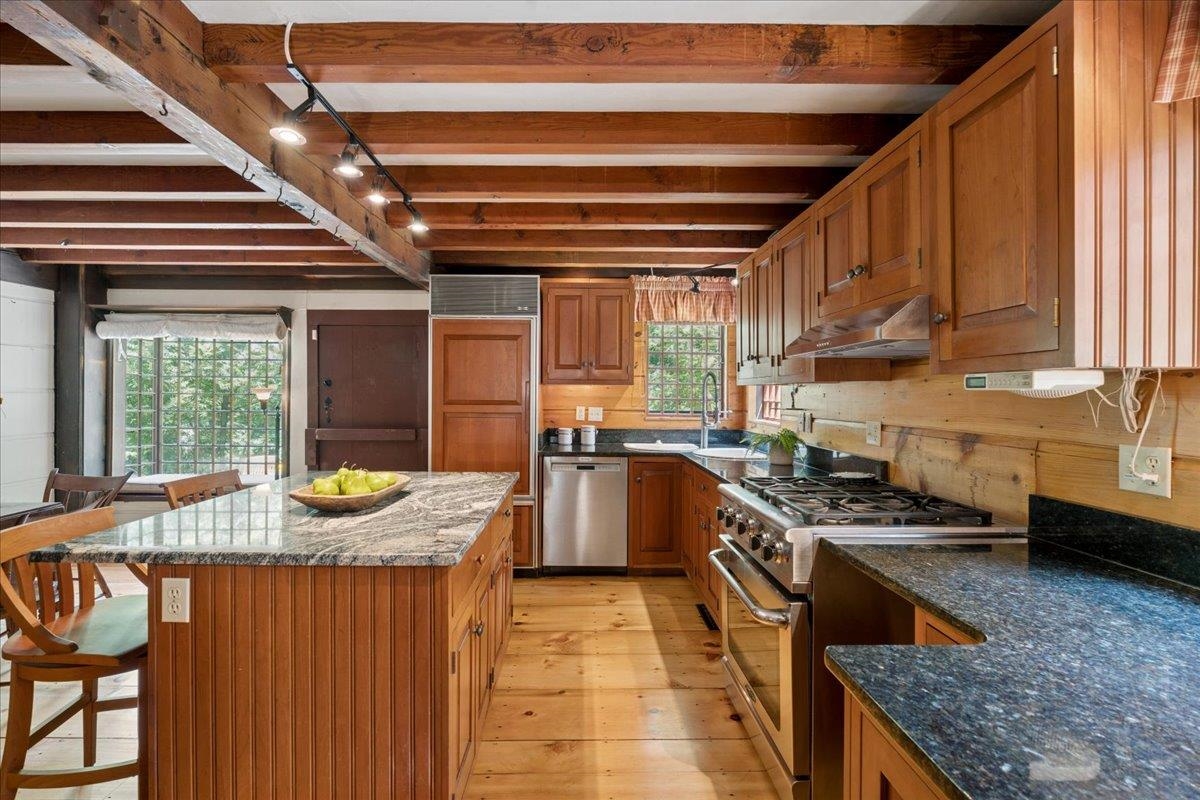 14 Walnut Hill Road Property Photo 19