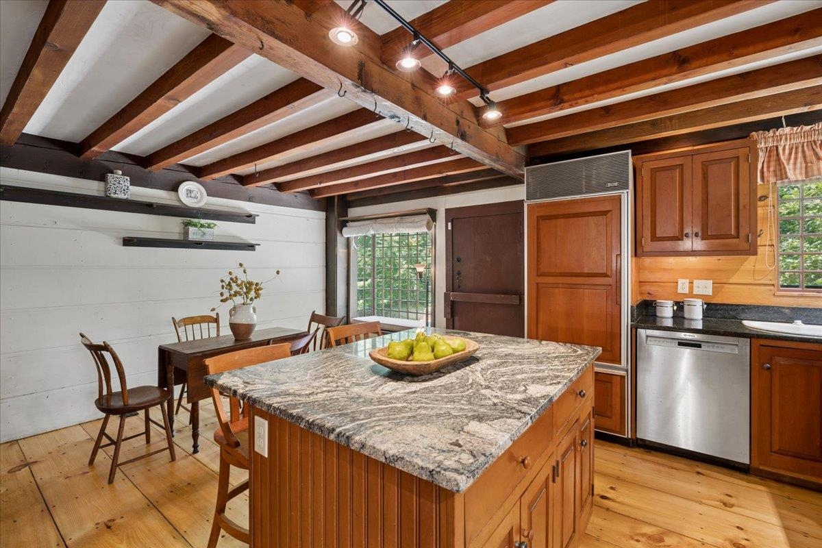 14 Walnut Hill Road Property Photo 43