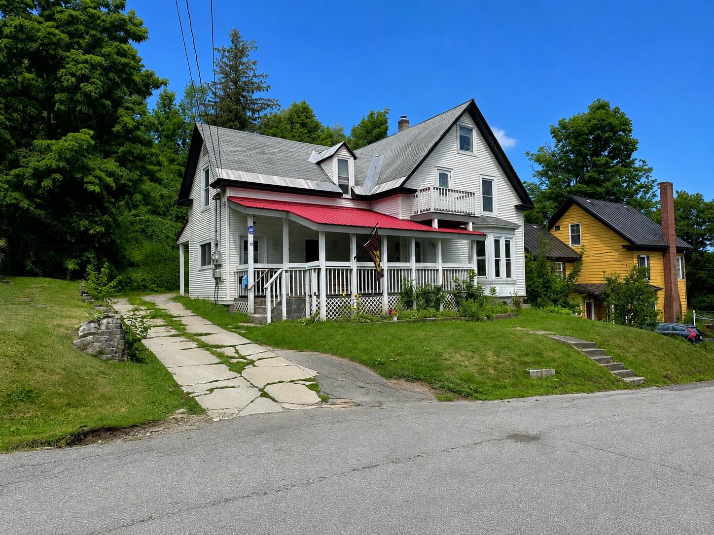 28 Cottage Street Property Photo 2