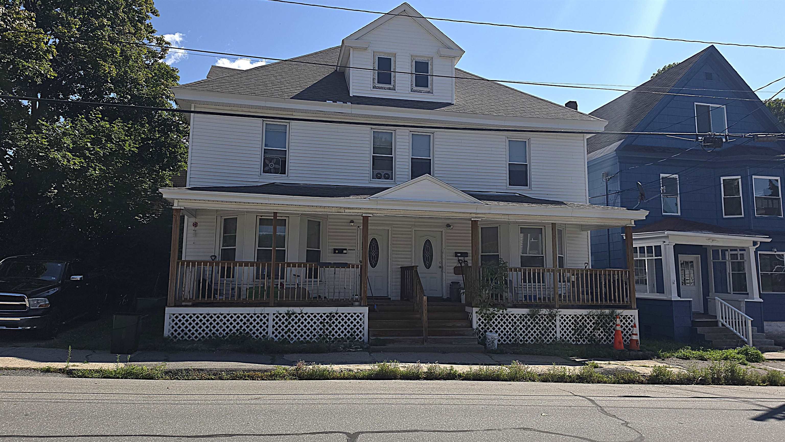 122 Willard Street Property Photo 1