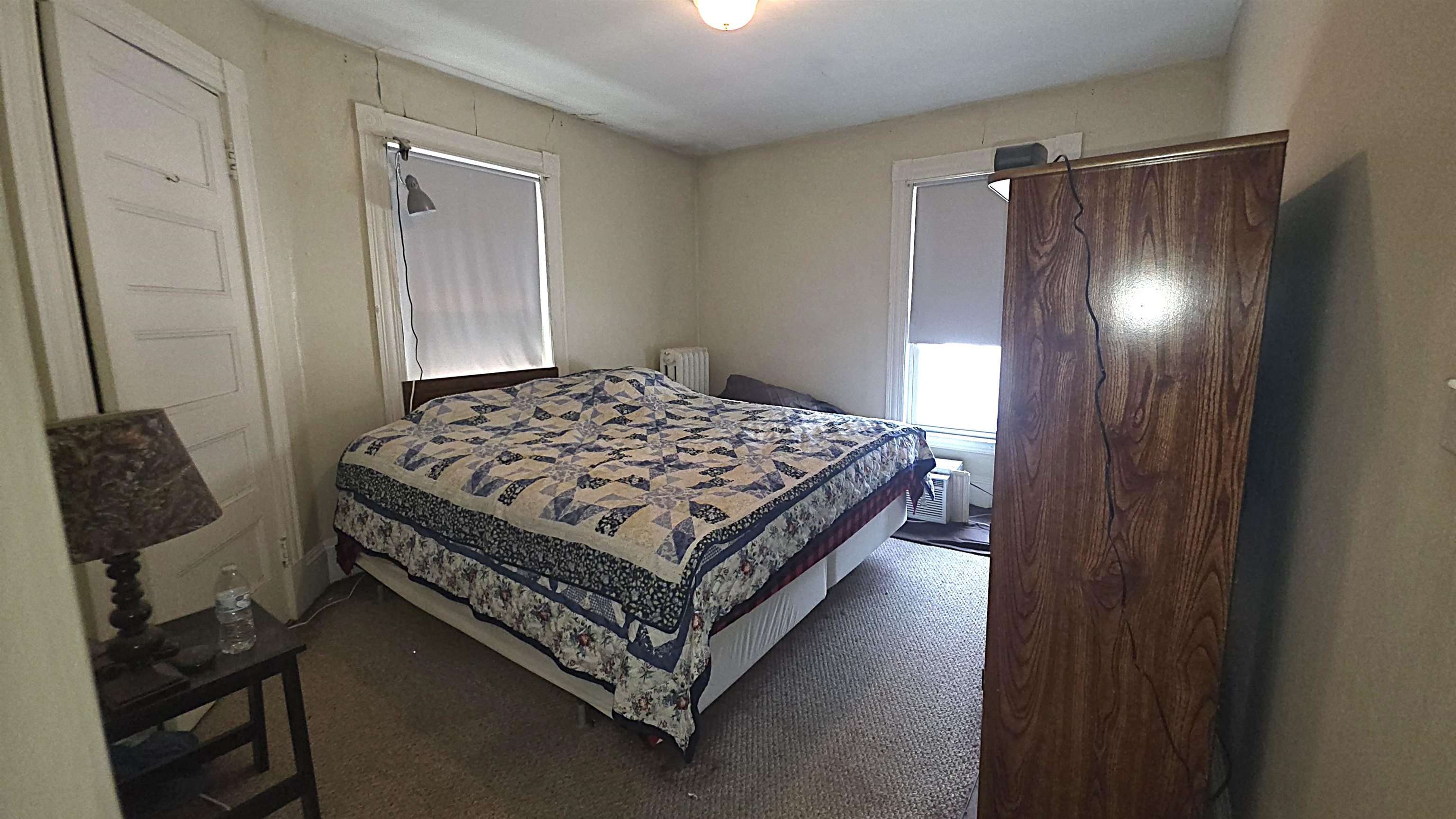122 Willard Street Property Photo 8