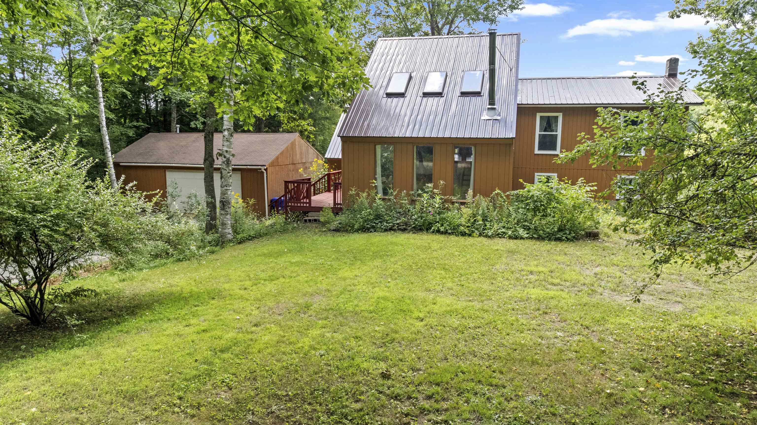 146 Woodhill Hooksett Road Property Photo 1
