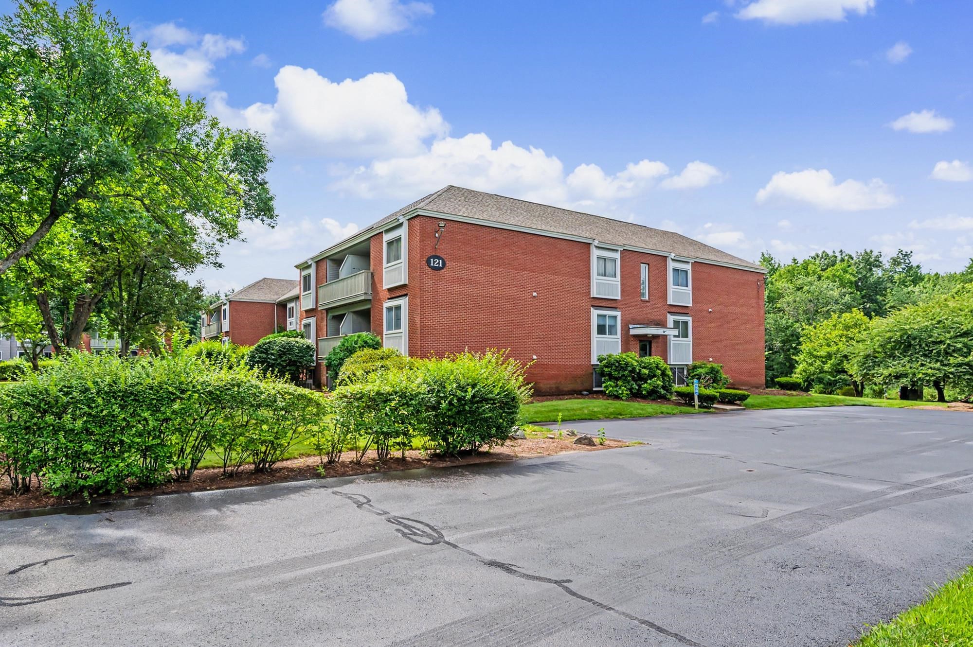 121 Cluff Crossing Road Property Photo 29