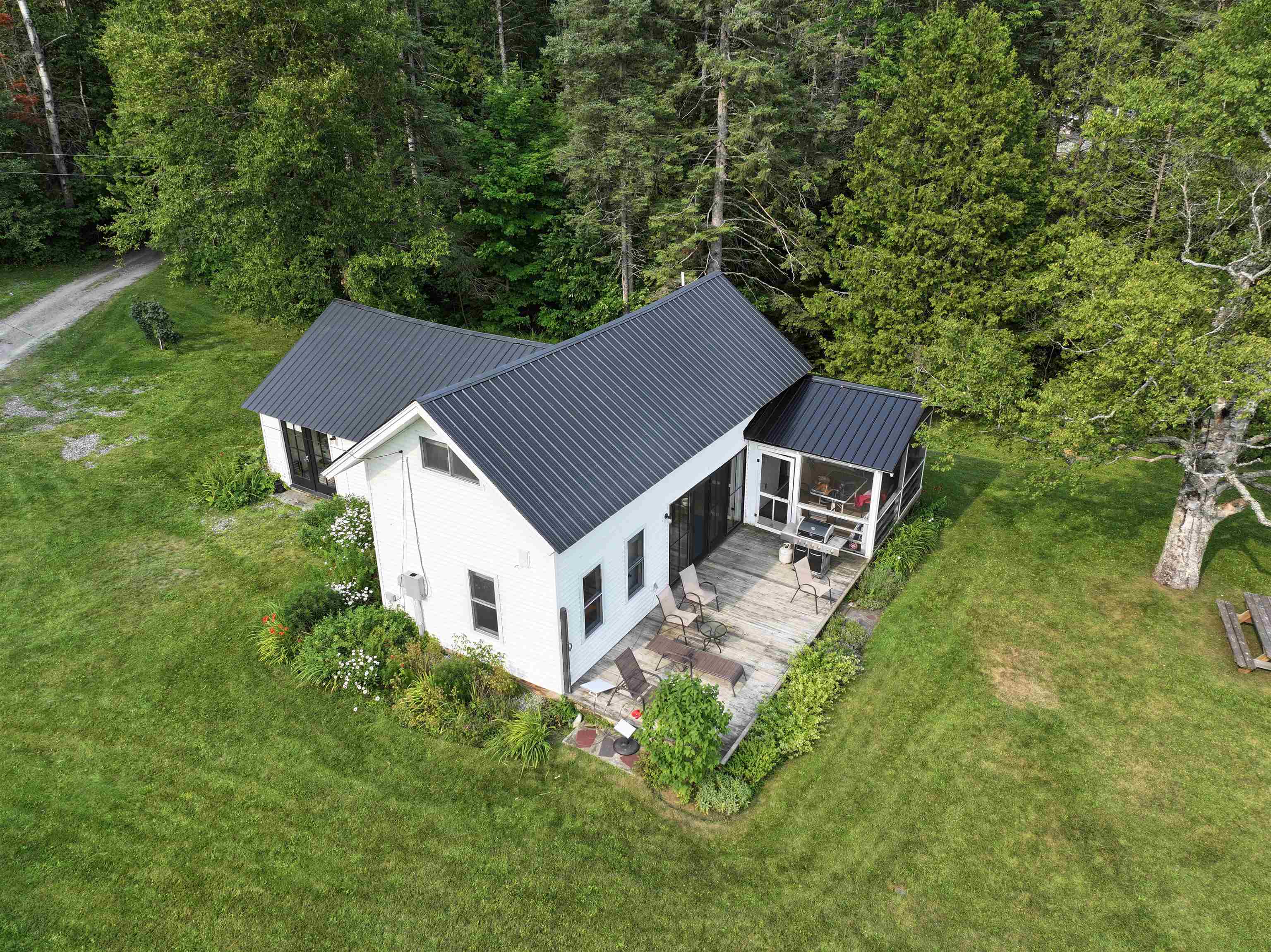 41 Danforth Road Property Photo 3