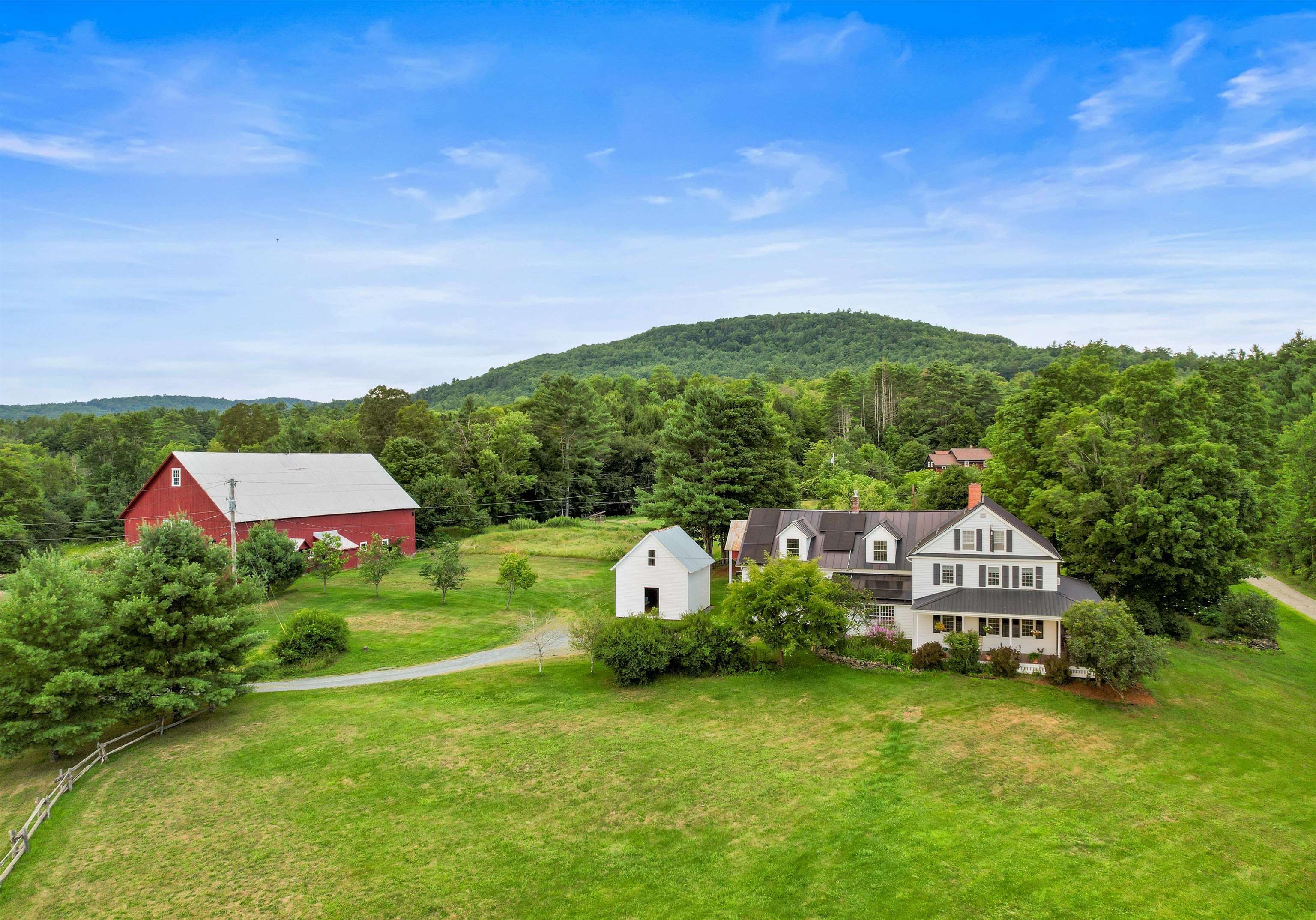 3517 Duck Pond Road Property Photo 2