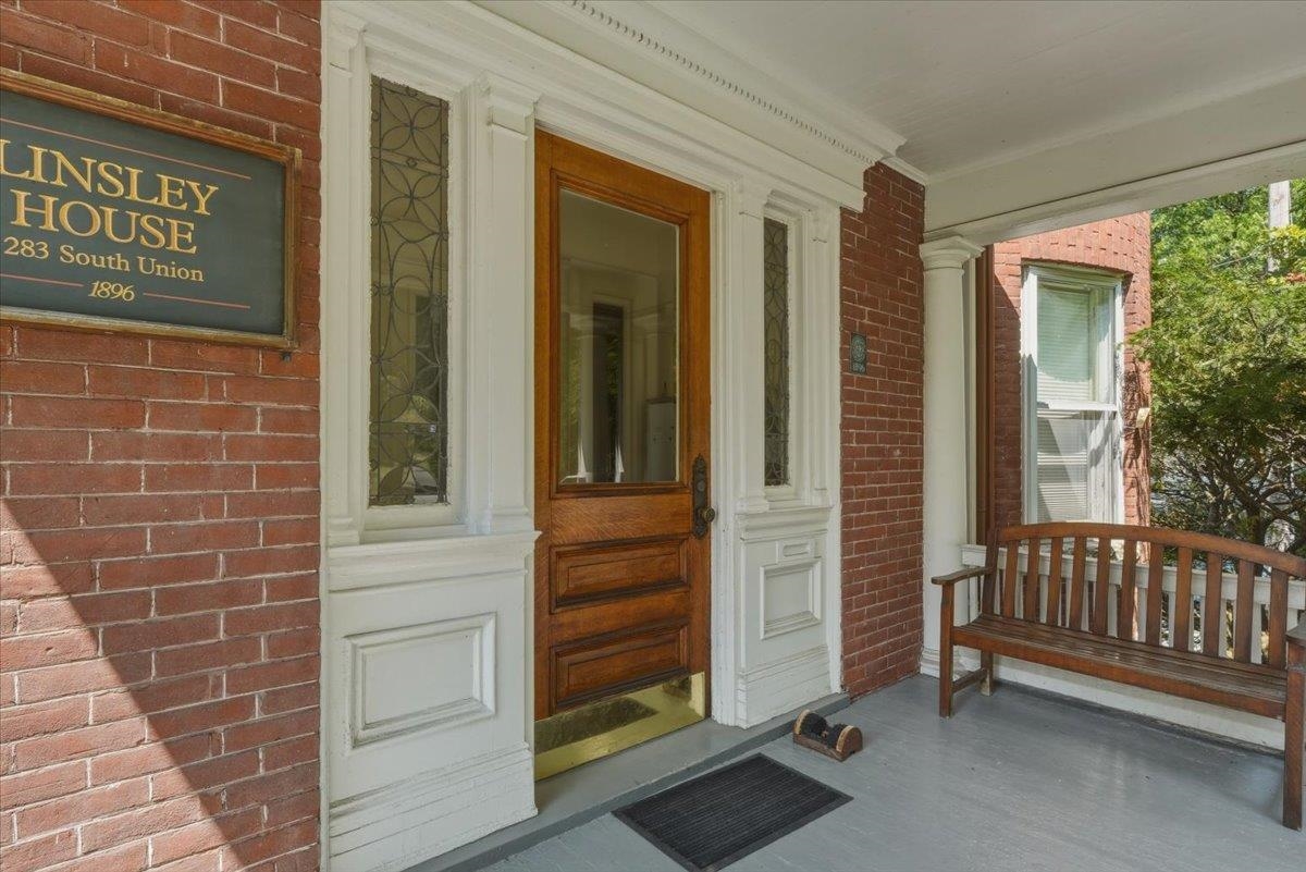 283 South Union Street Property Photo 5
