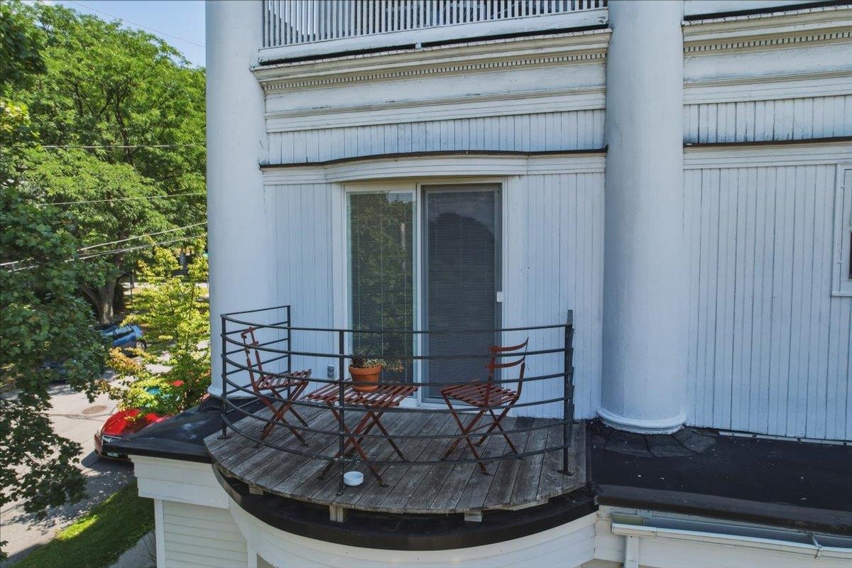 283 South Union Street Property Photo 18