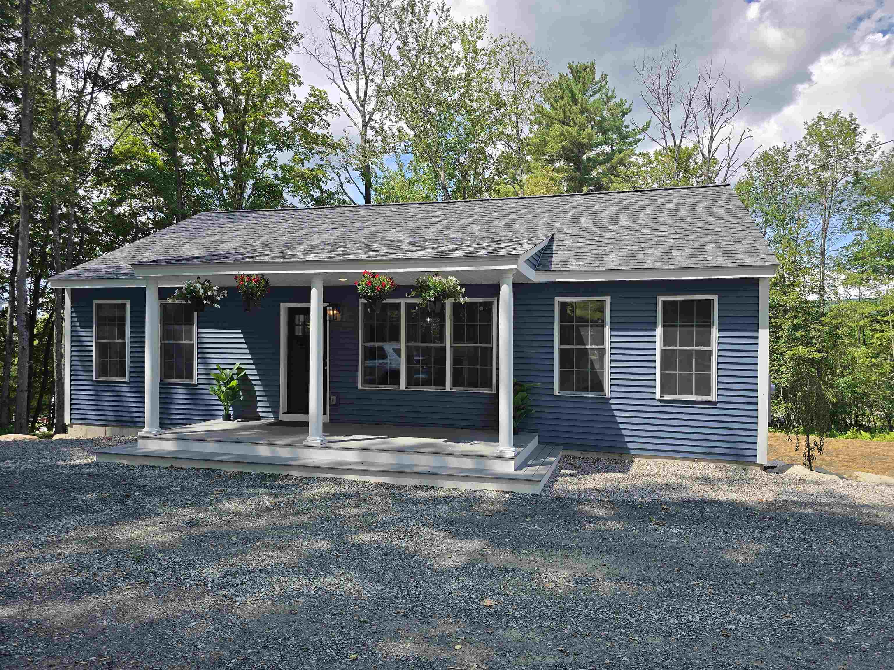 11 Hill Street Property Photo 2