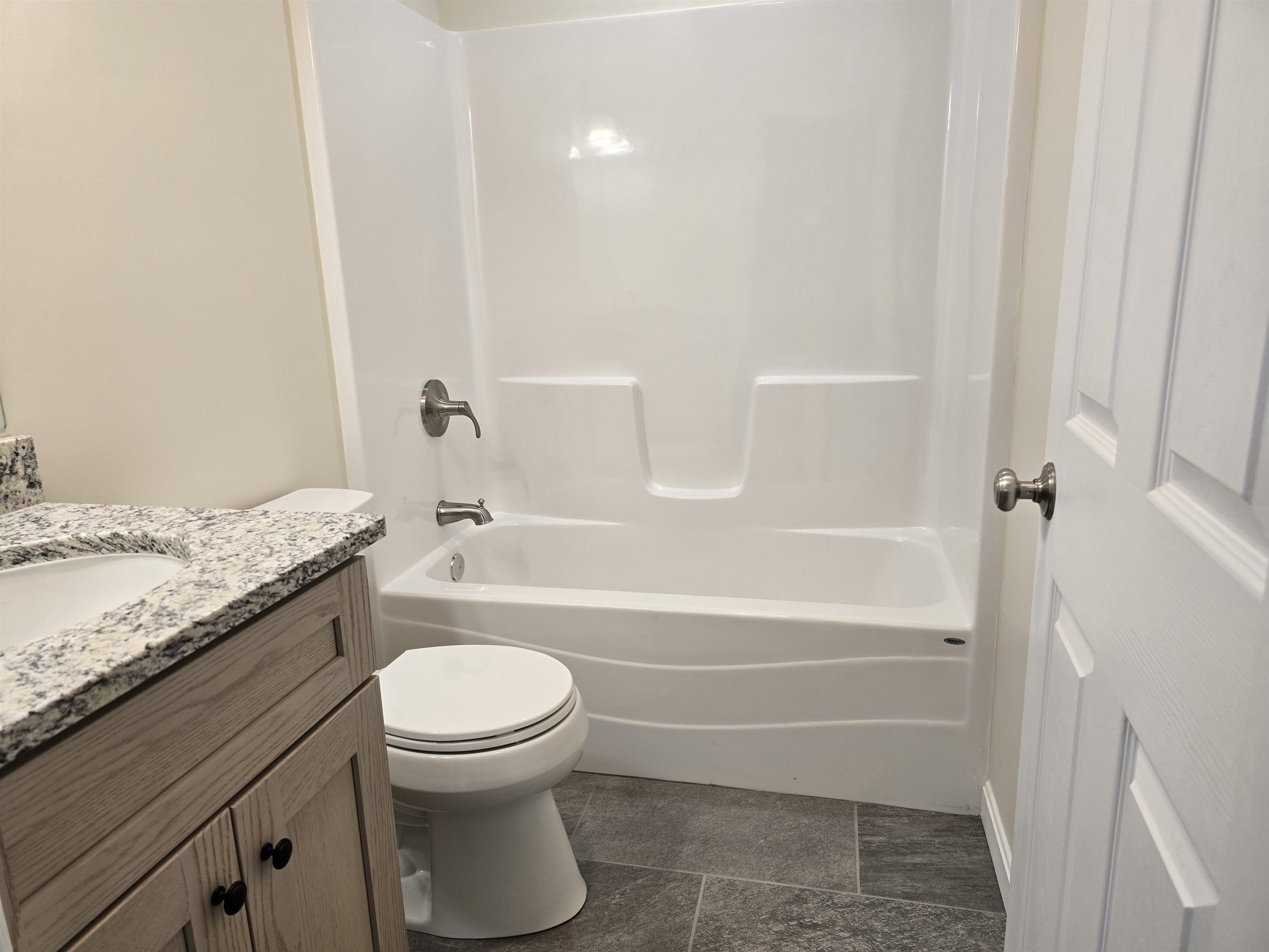 11 Hill Street Property Photo 21