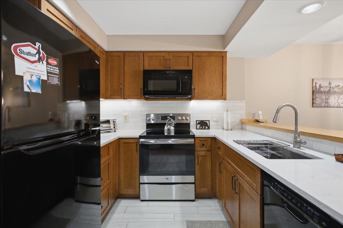 776 Stratton Mountain Access Road Property Photo 4