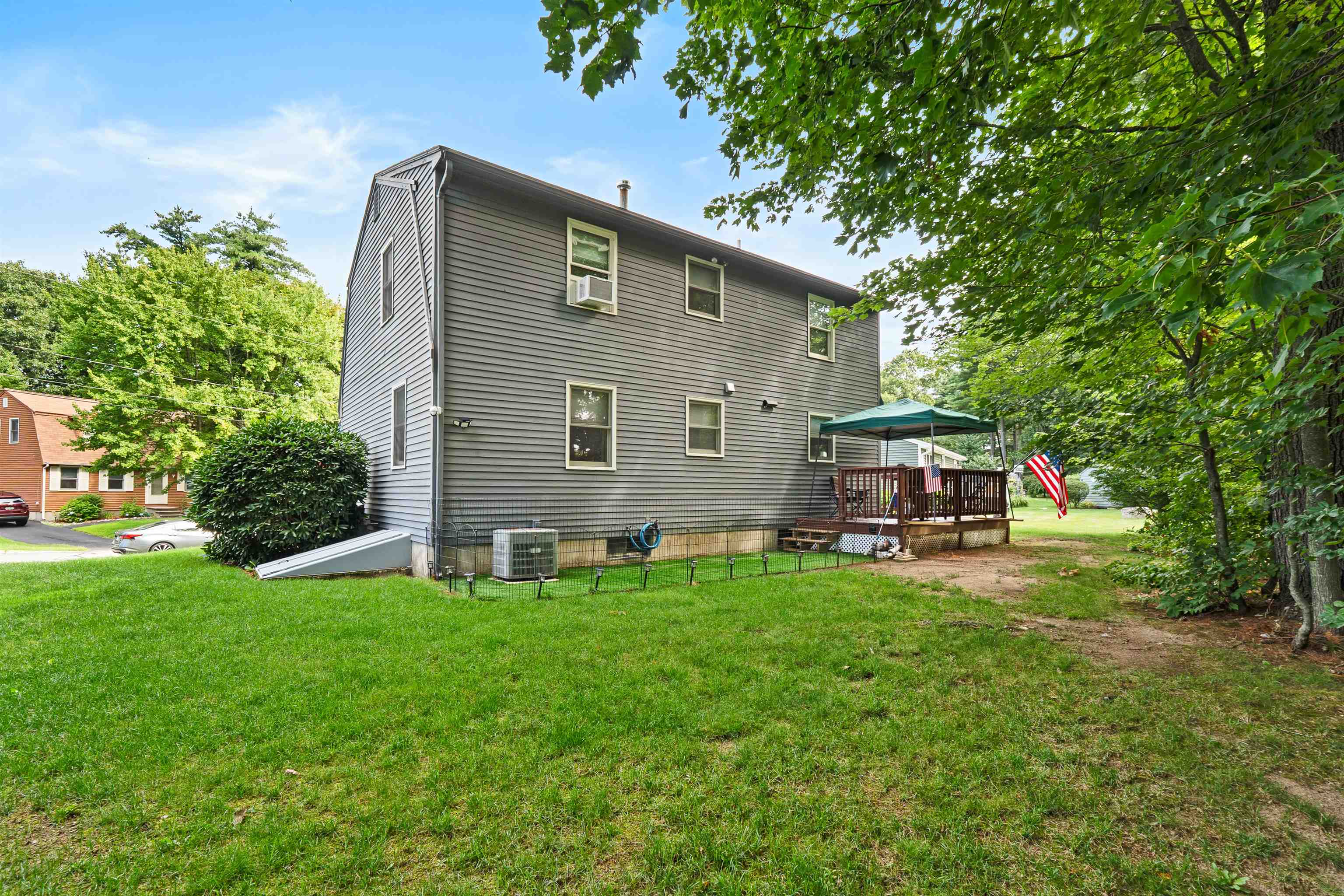 8 St Andrews Circle Property Photo 6
