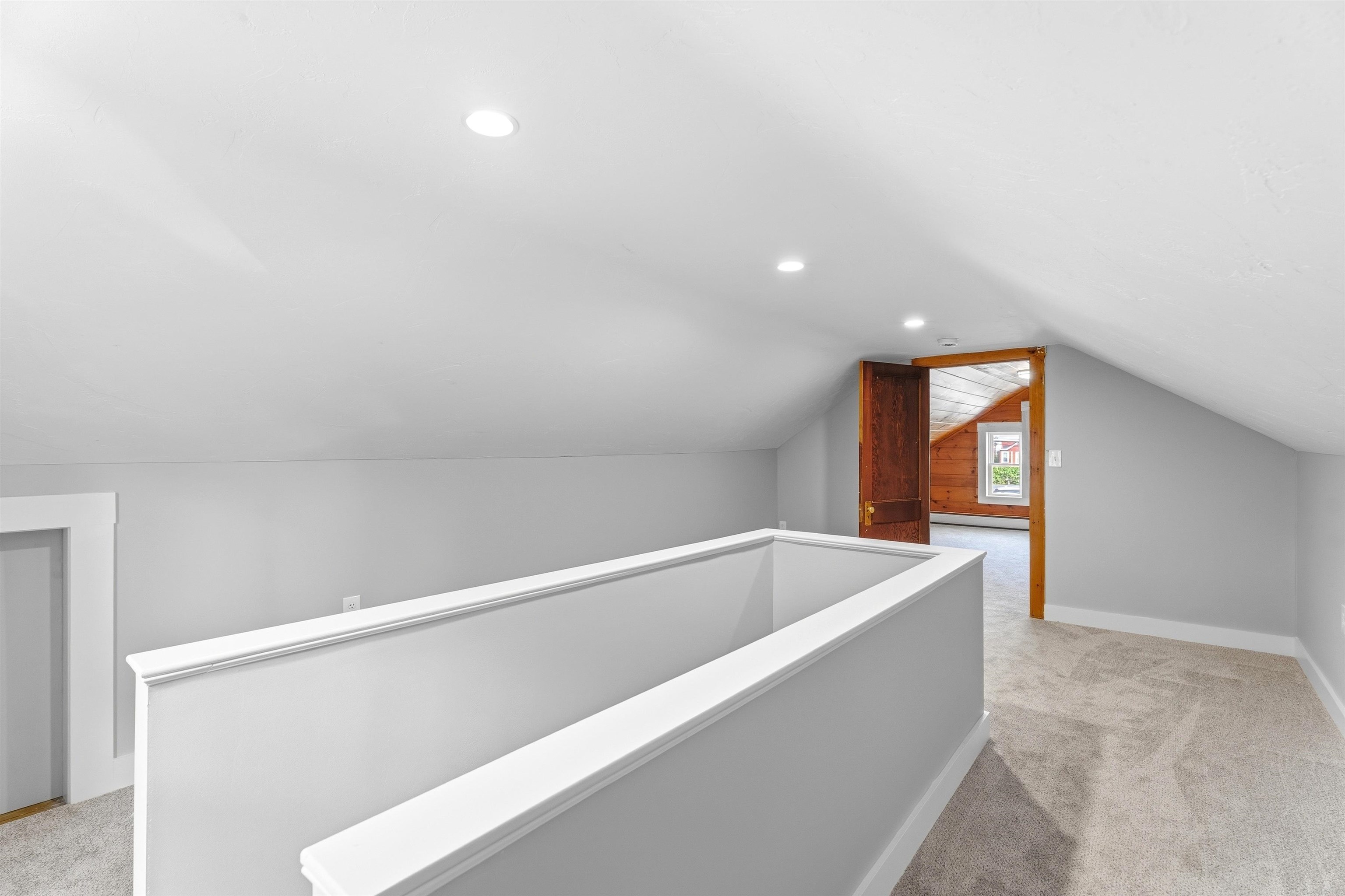 9 Washington Street Property Photo 19