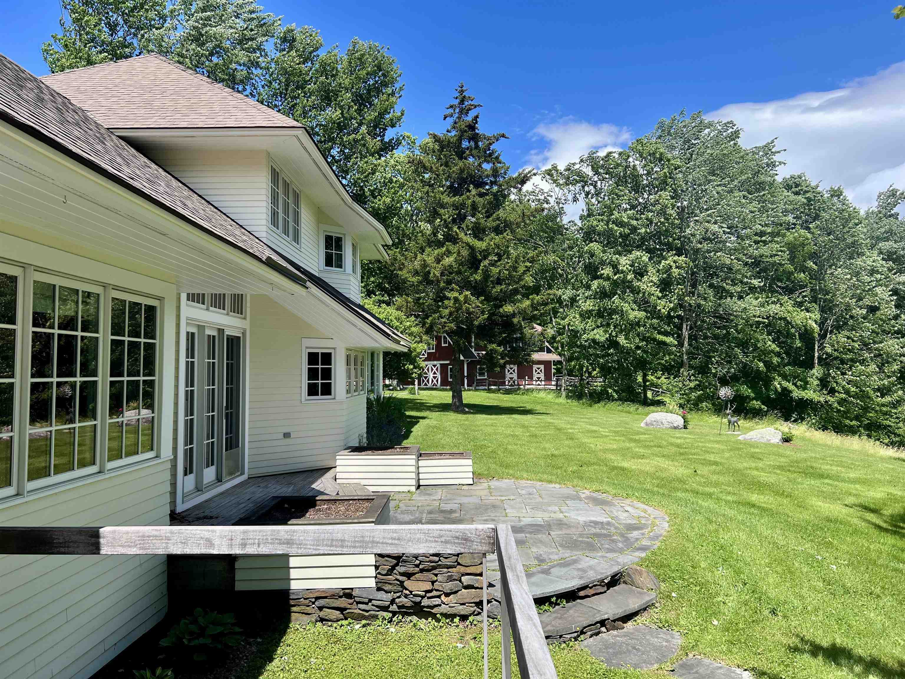 1016 Kew Vasseur Road Property Photo 3