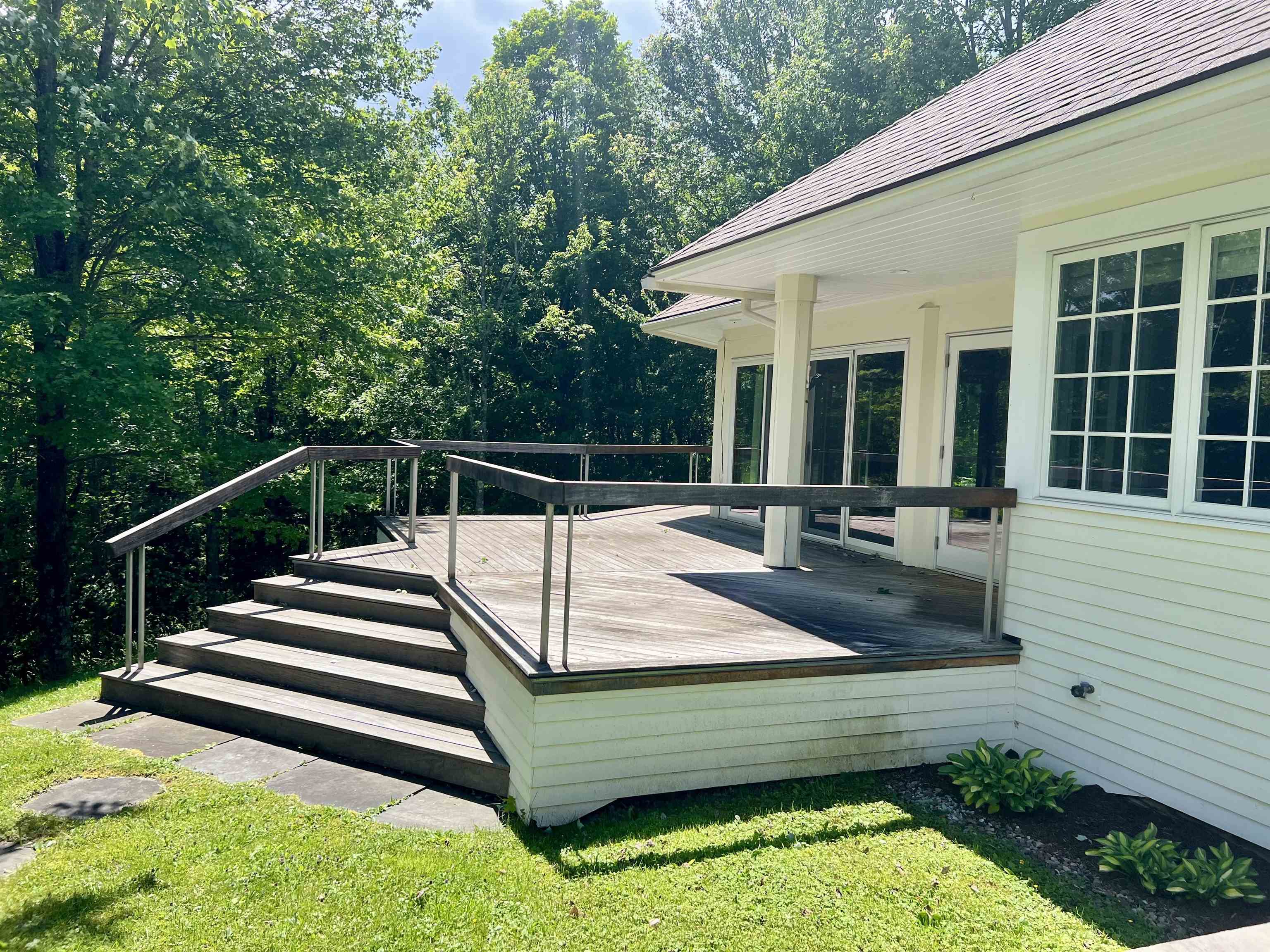 1016 Kew Vasseur Road Property Photo 4