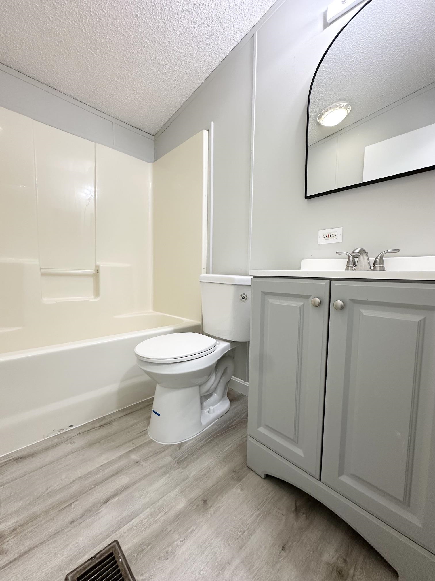 16 Bradford Drive Property Photo 15
