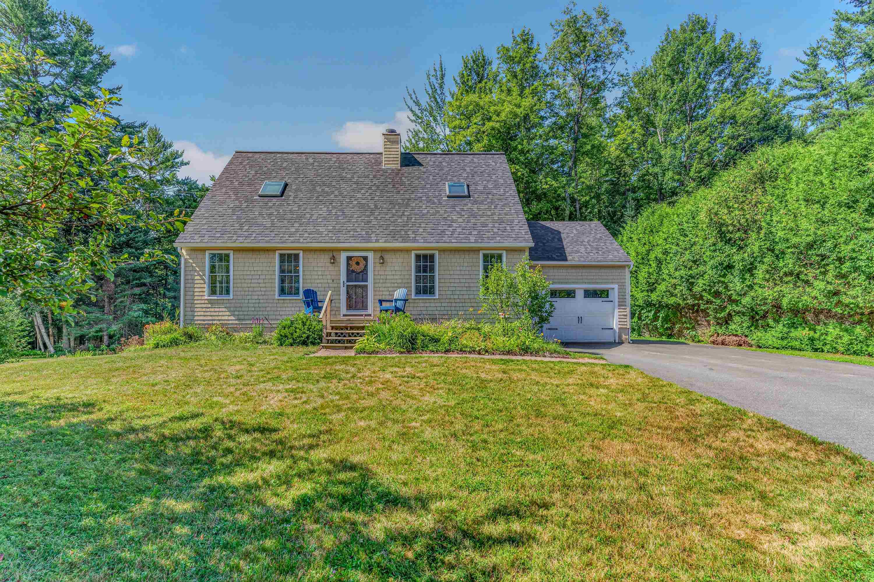 281 Oak Hill Avenue Property Photo 1