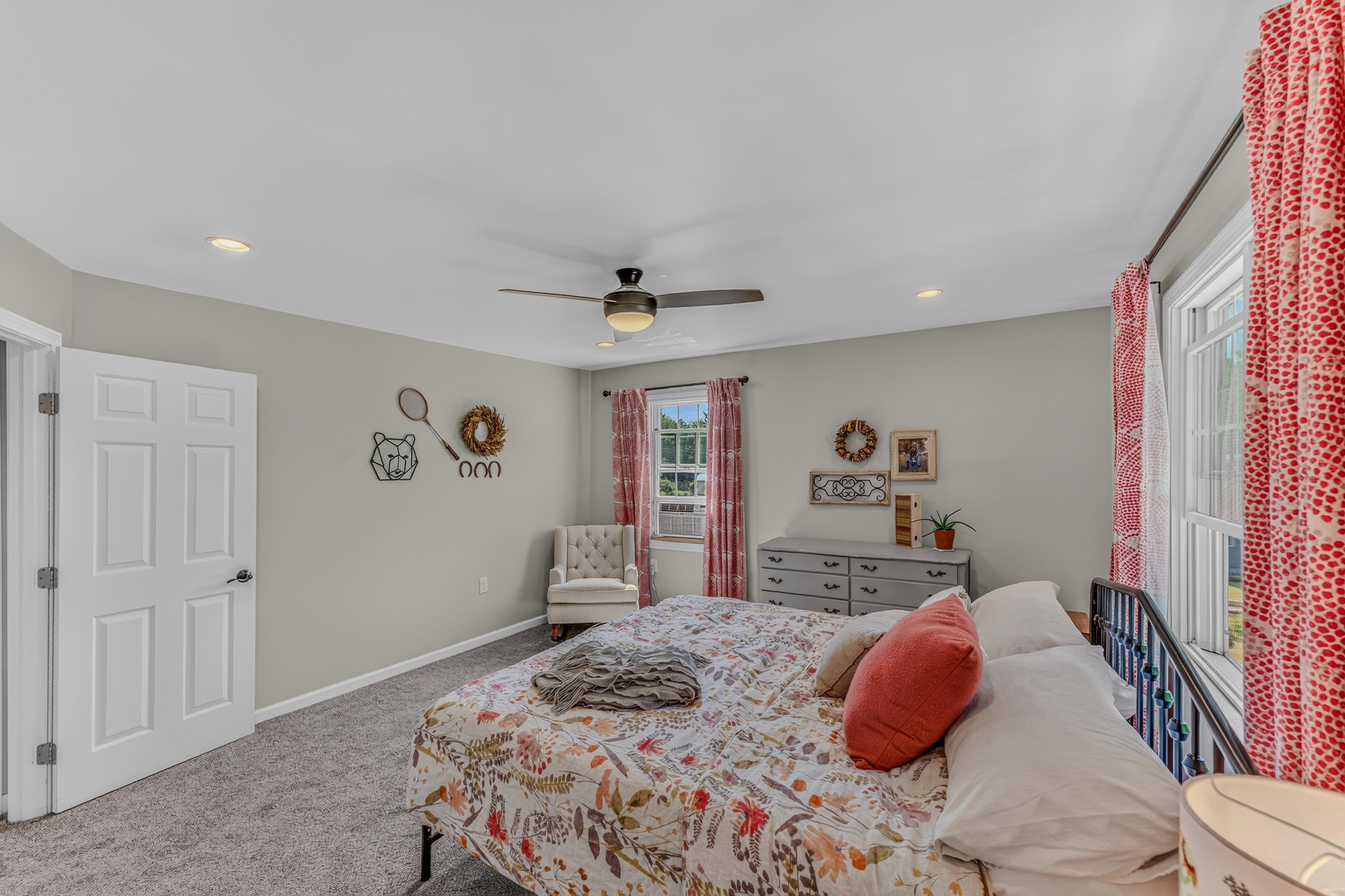 281 Oak Hill Avenue Property Photo 33