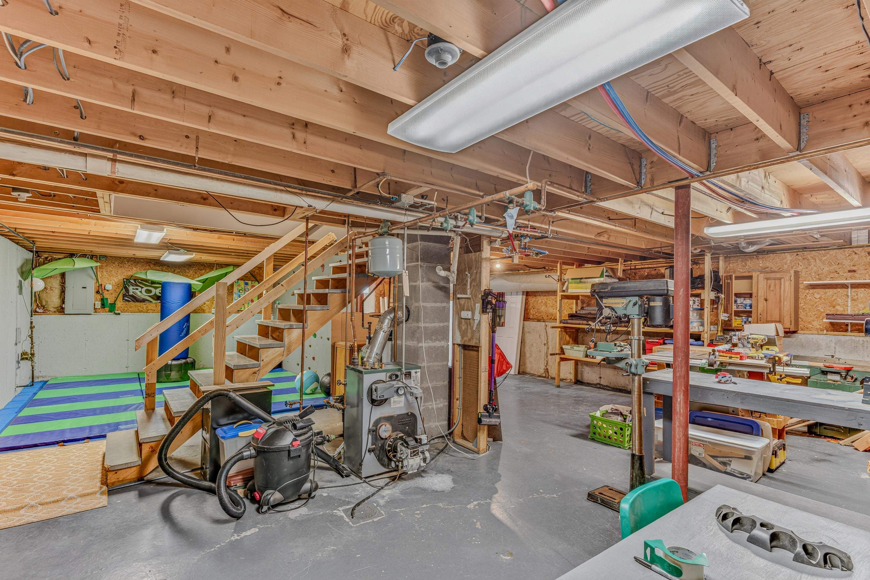 281 Oak Hill Avenue Property Photo 44