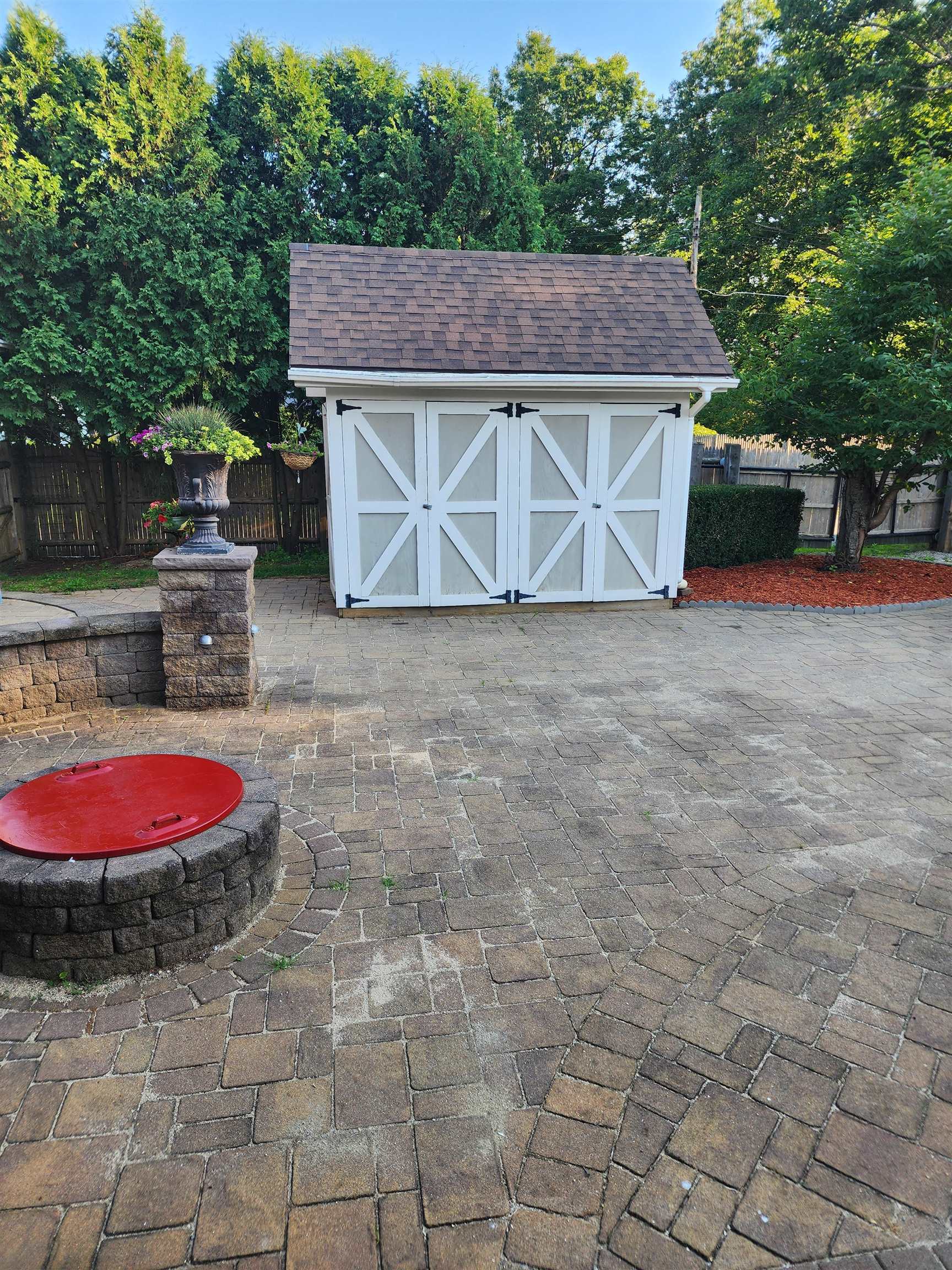 194 Coolidge Street Property Photo 12