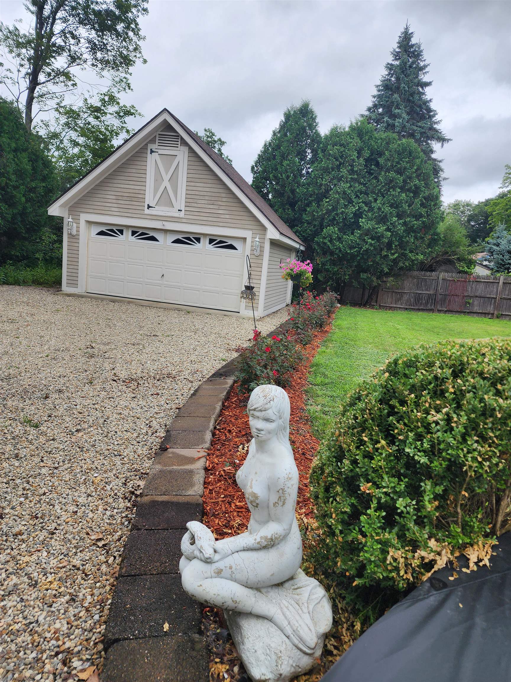 194 Coolidge Street Property Photo 16