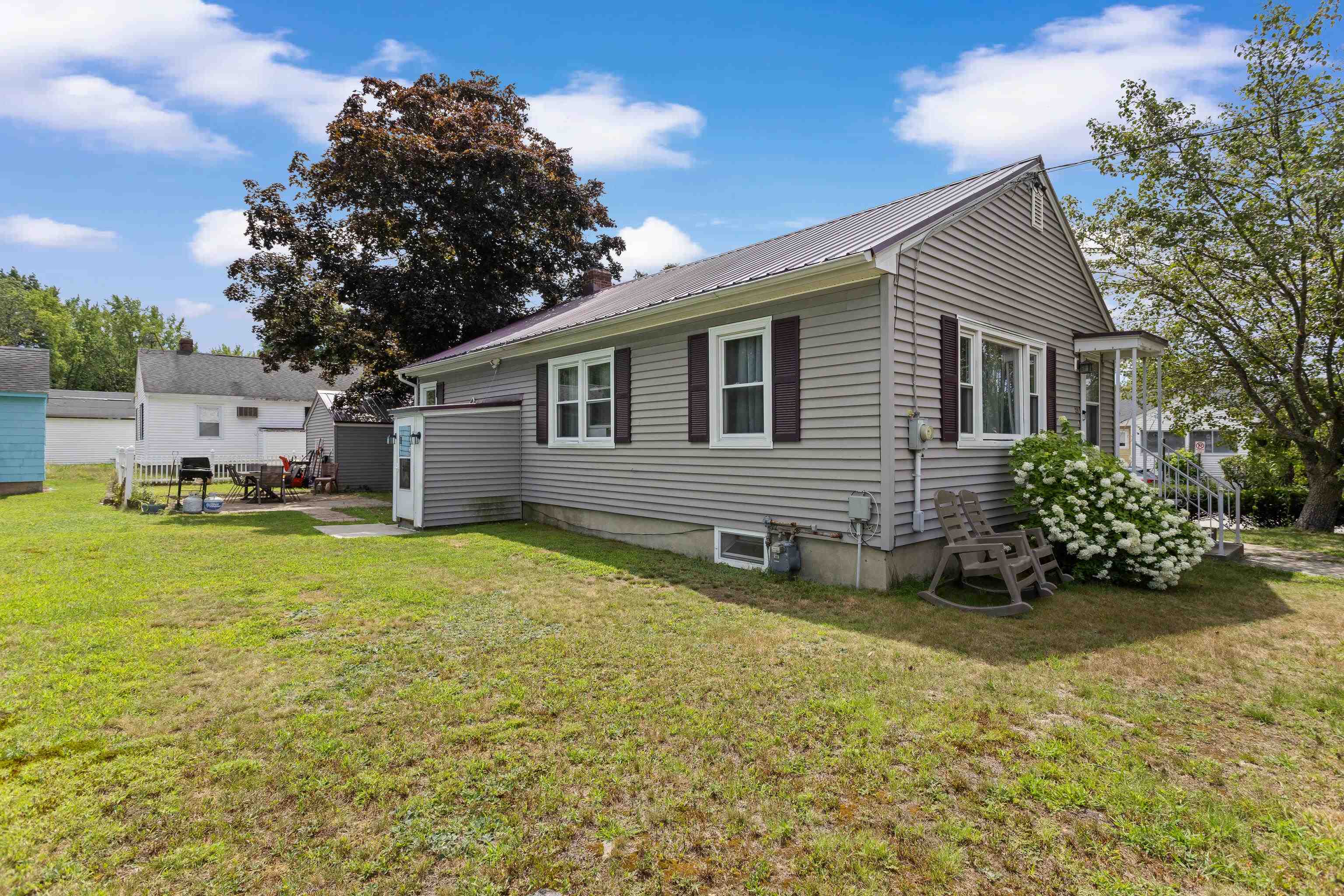 851 Cilley Road Property Photo 11