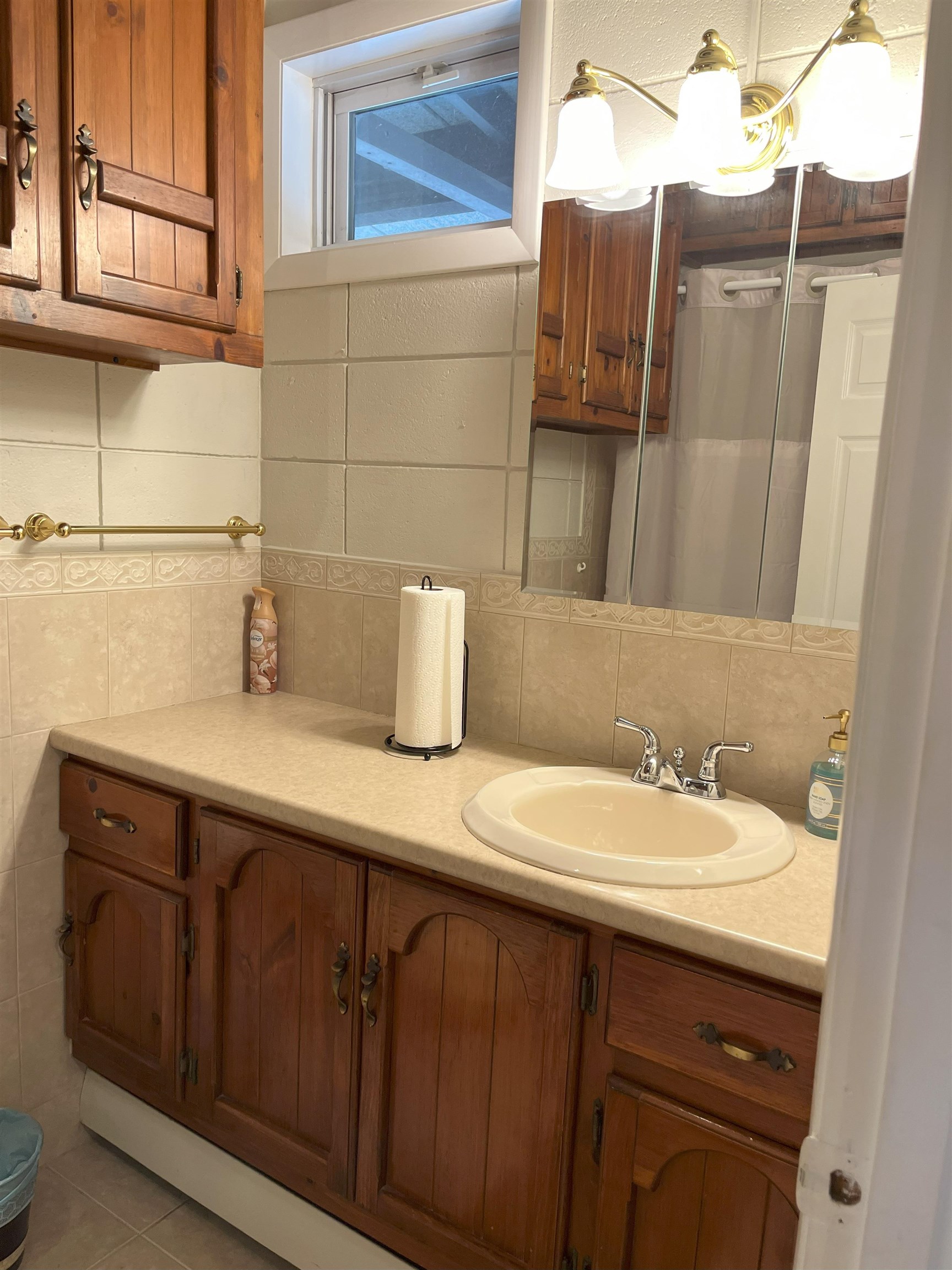 766 Weirs Boulevard Property Photo 8