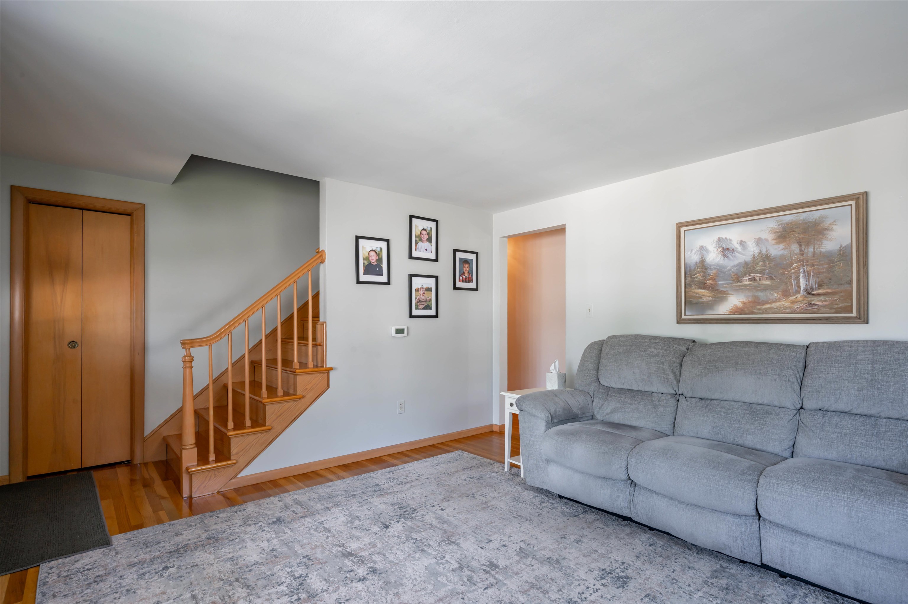 565 Vinton Street Property Photo 4