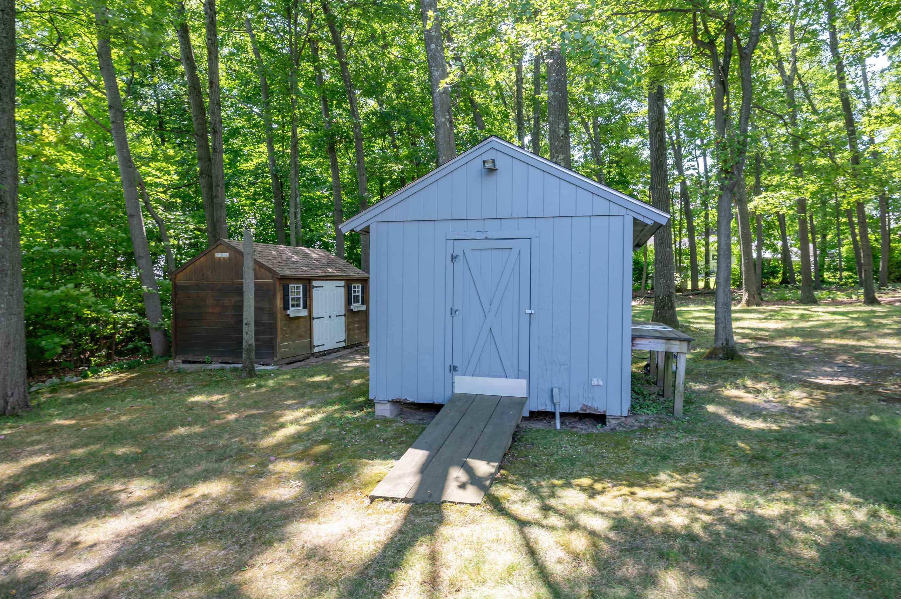 565 Vinton Street Property Photo 28