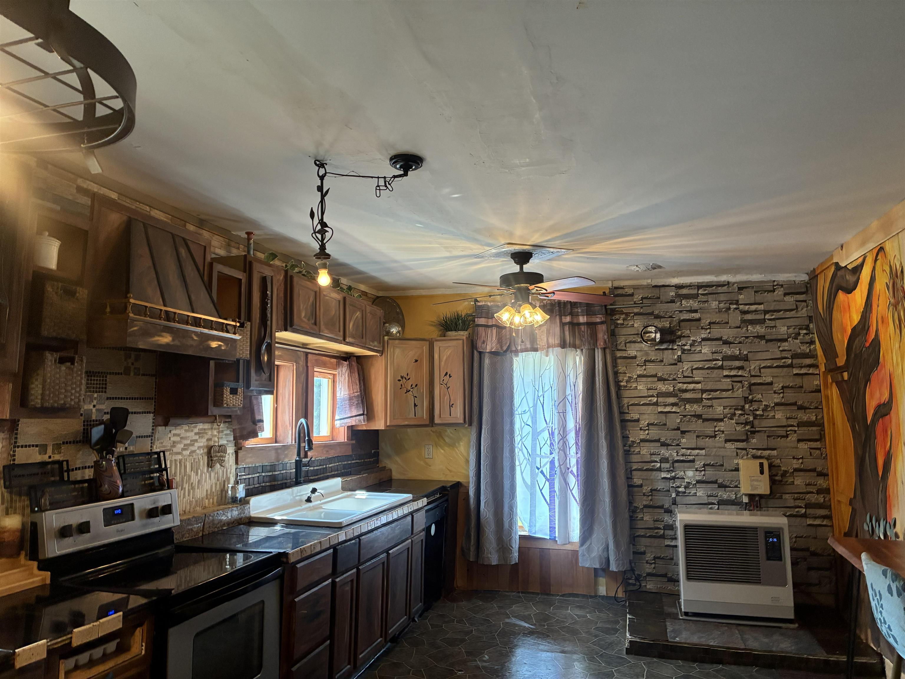 16 Carnes Road Property Photo 13