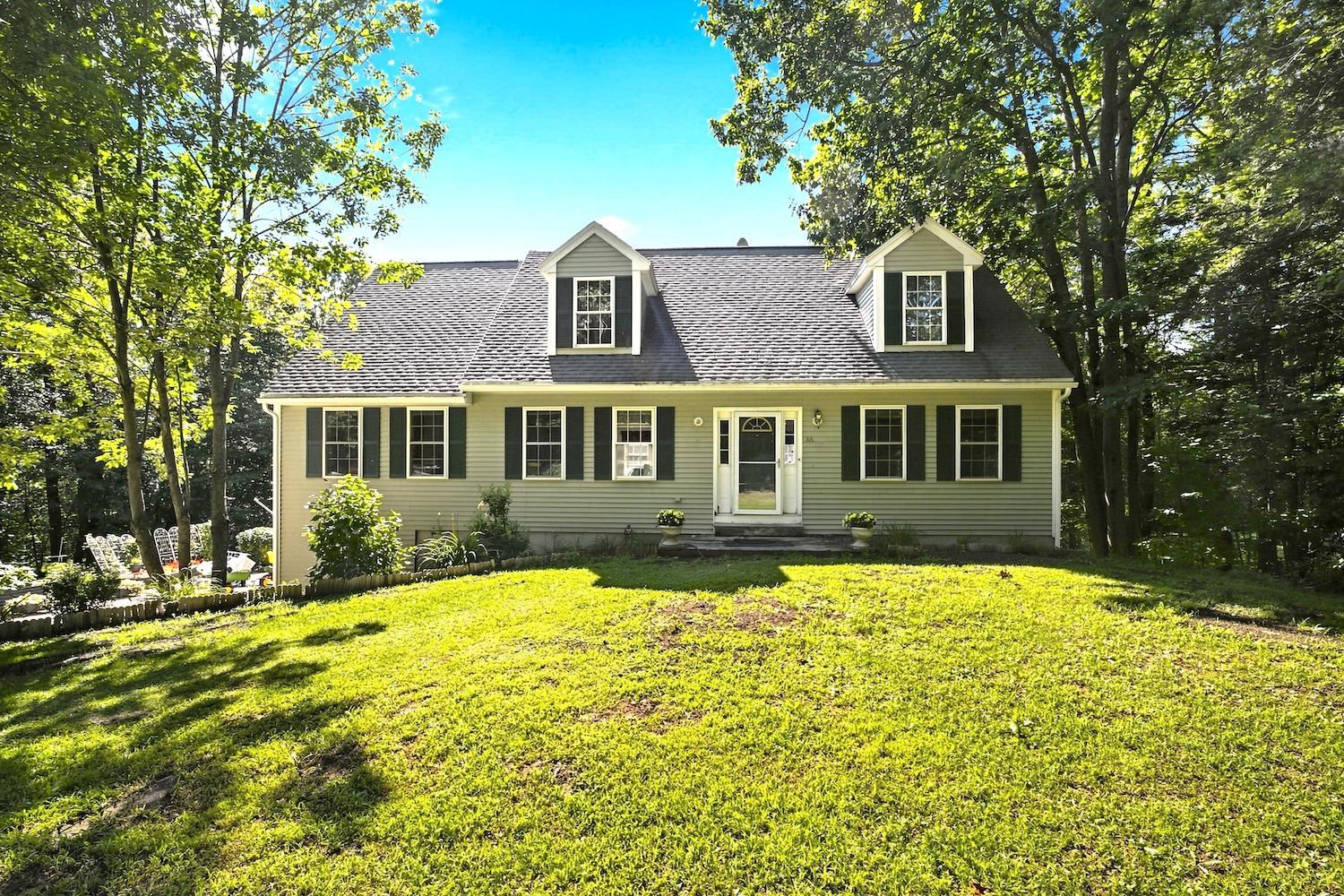 66 Stowell Road Property Photo 1