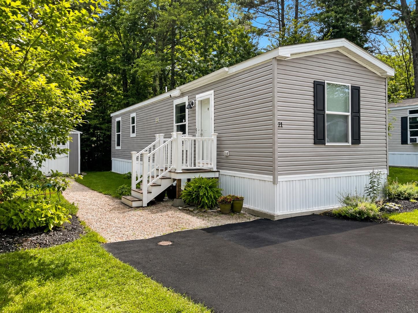 21 Parker Avenue Property Photo 1