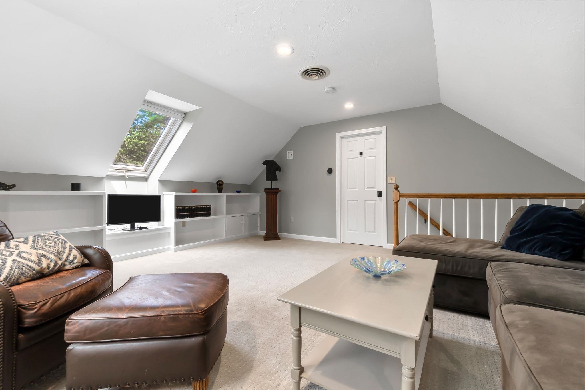 19 Buttonwood Drive Property Photo 36