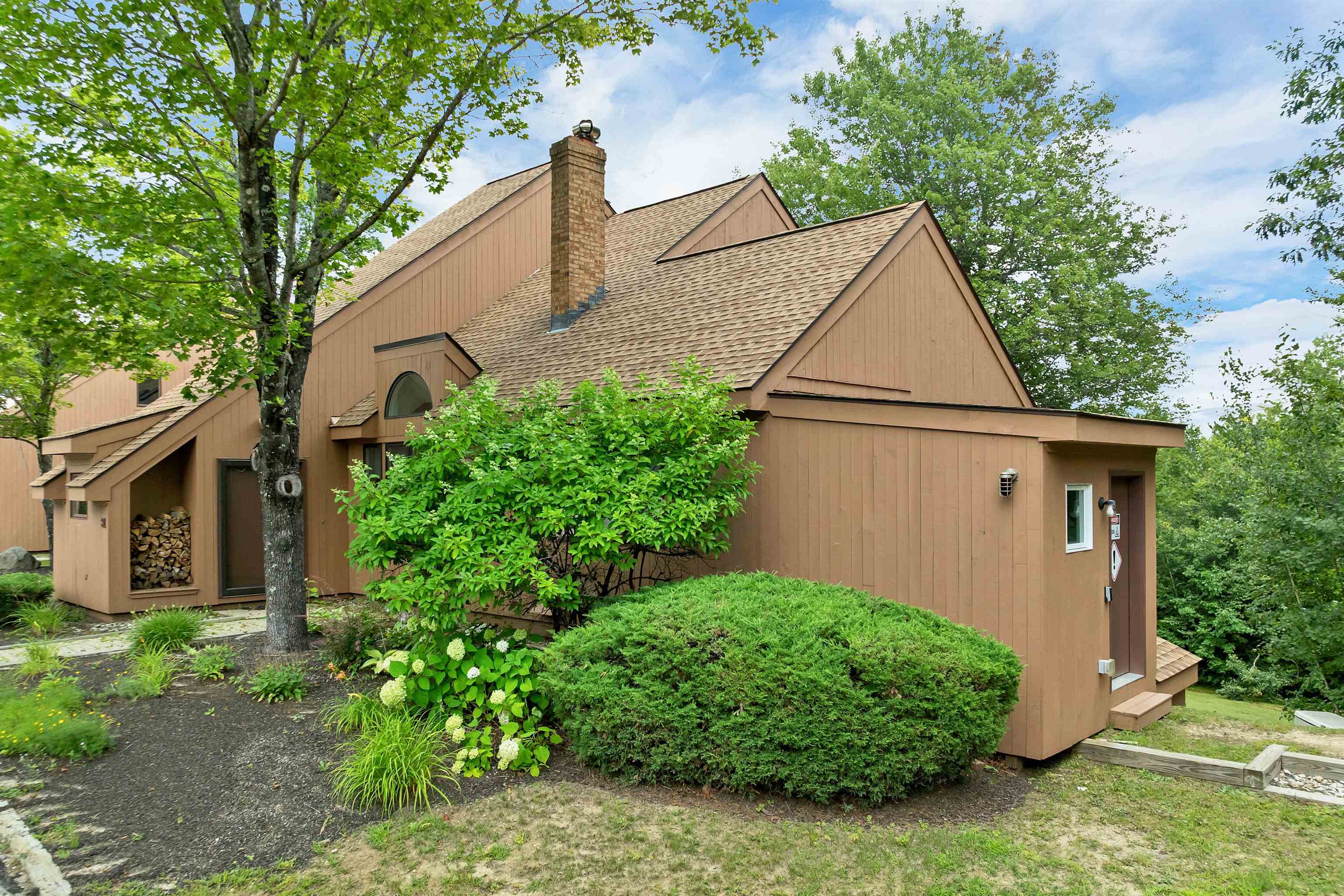 31 Top Notch Road Property Photo 1