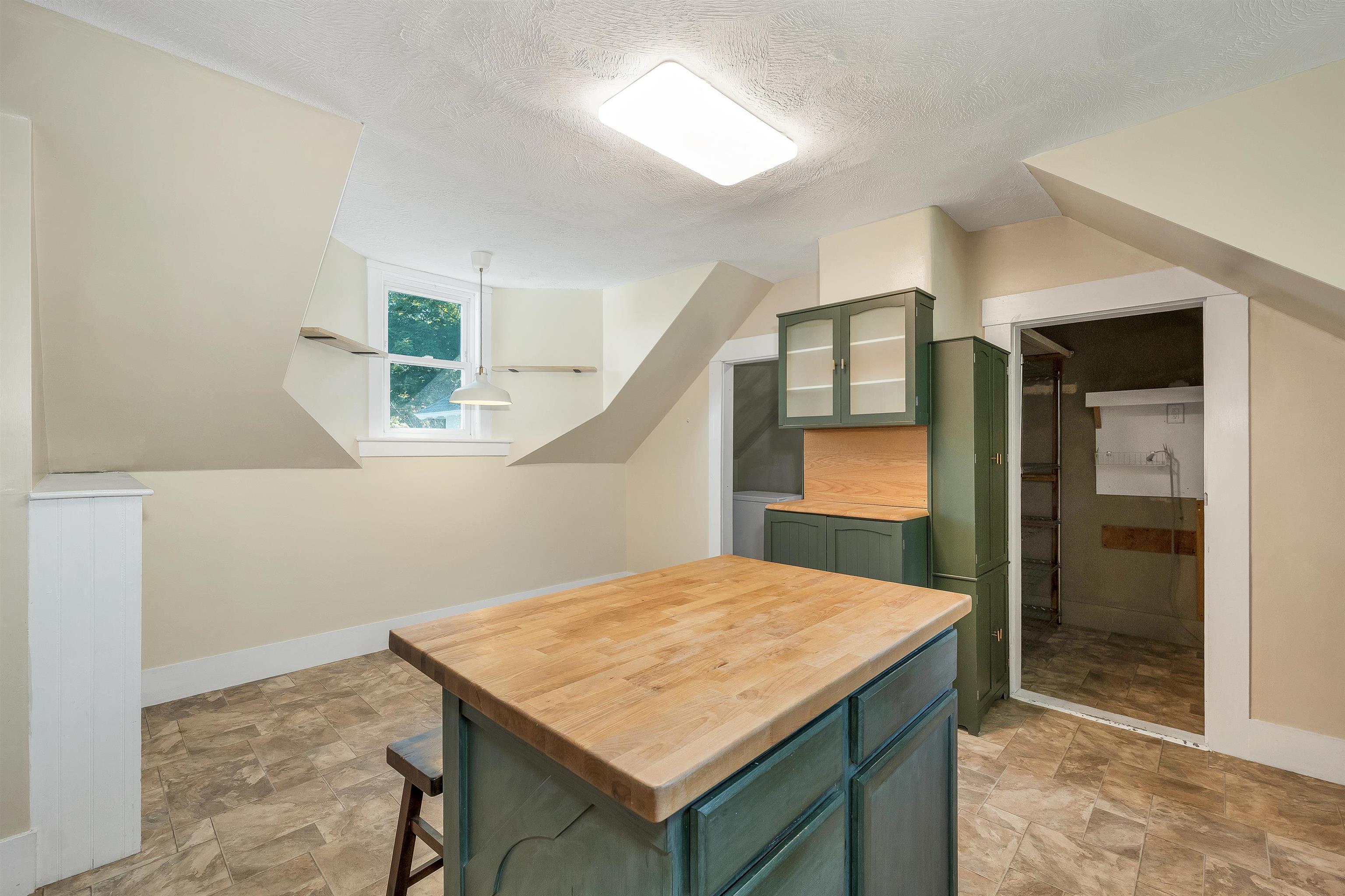 47 Highland Street Property Photo 13