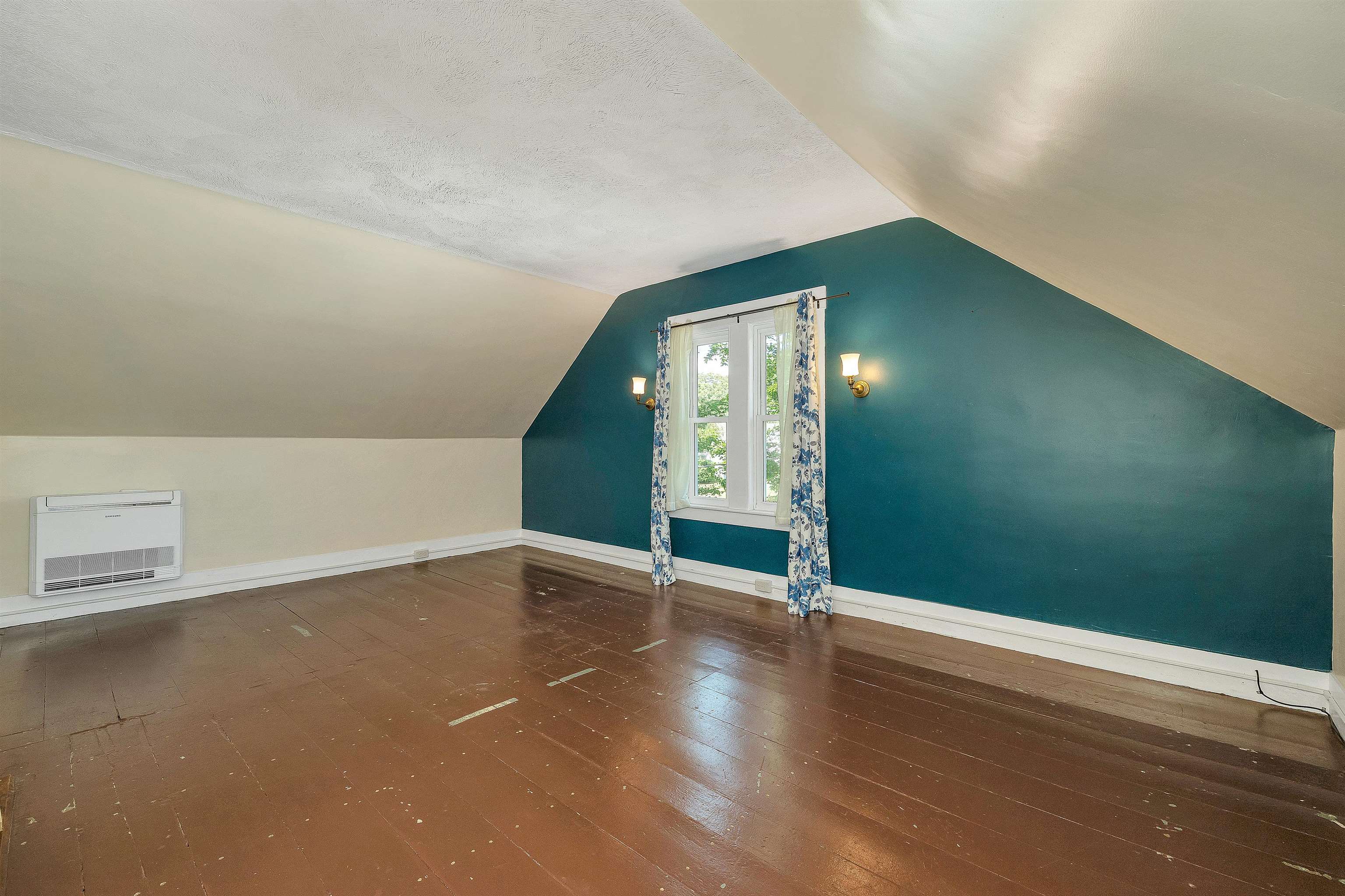 47 Highland Street Property Photo 20