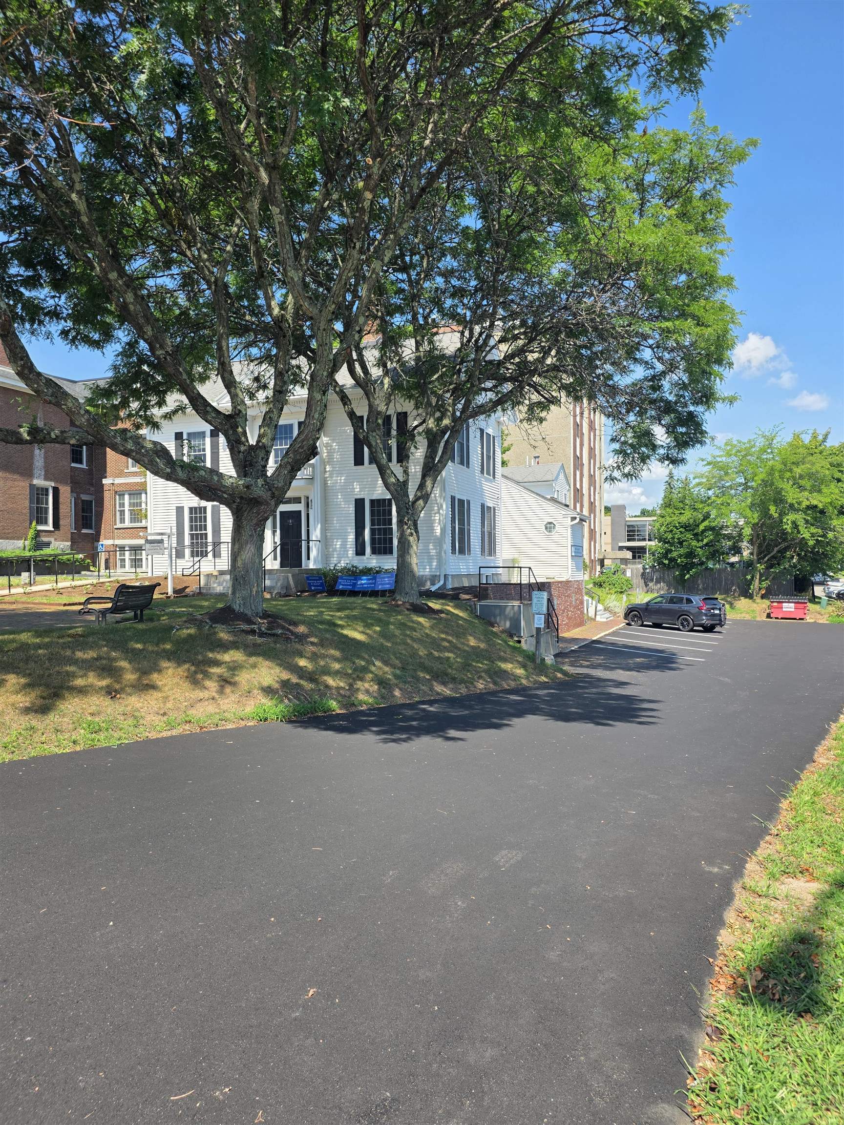 8 Centre Street Property Photo 4