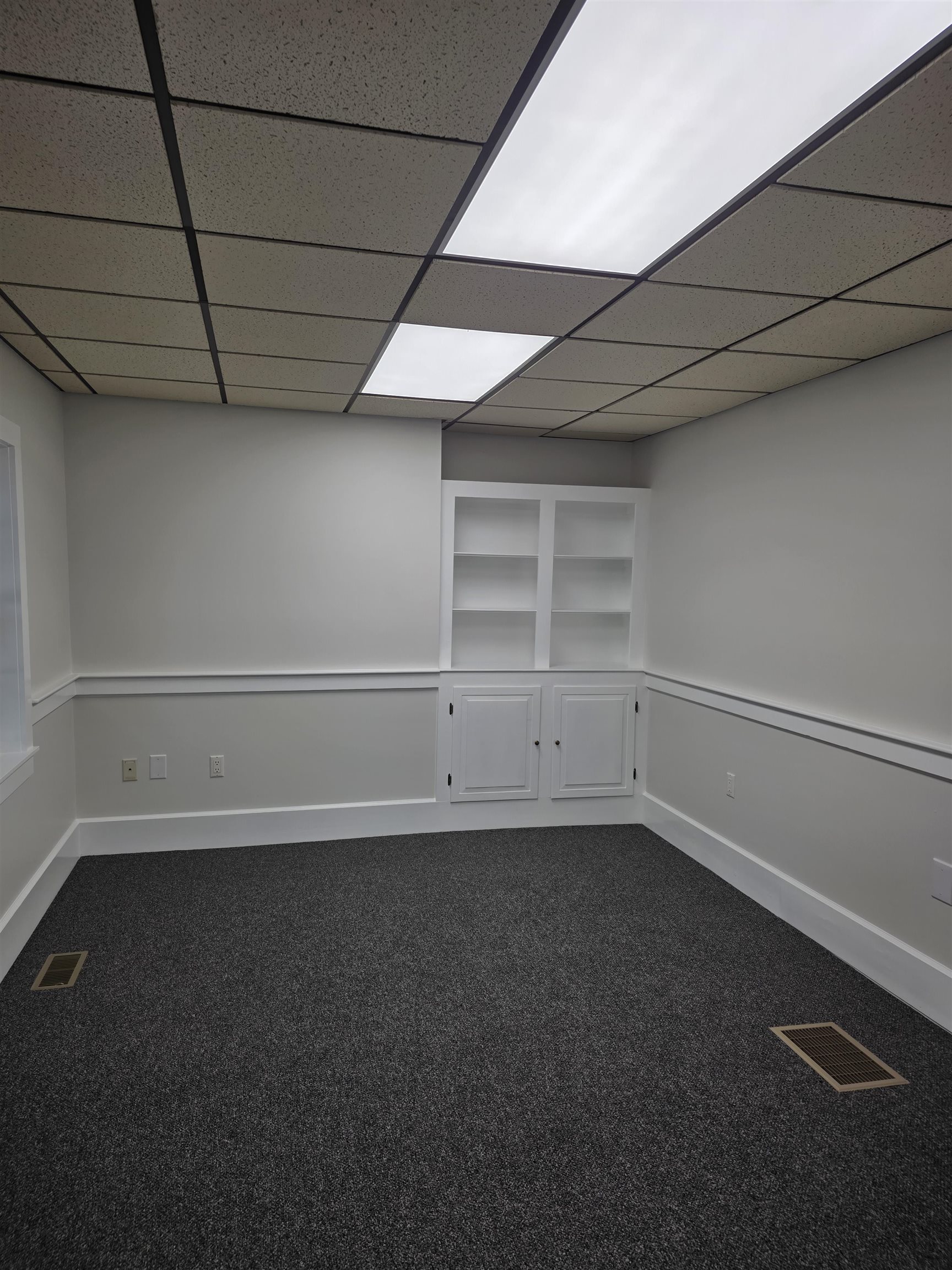 8 Centre Street Property Photo 15